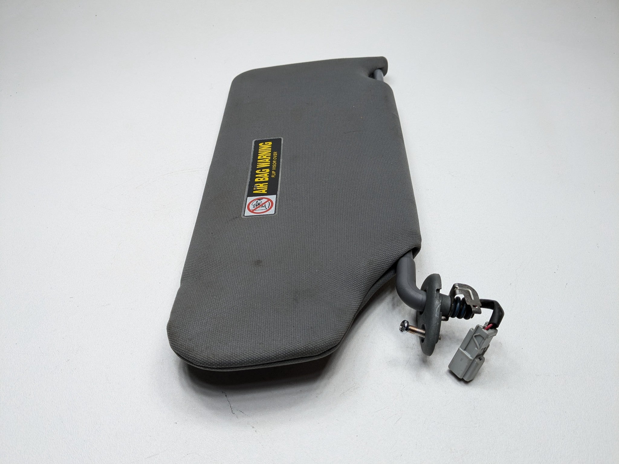 2004 - 2006 ACURA TL OEM SUN VISOR UPPER ROOF FRONT LEFT DRIVER SIDE