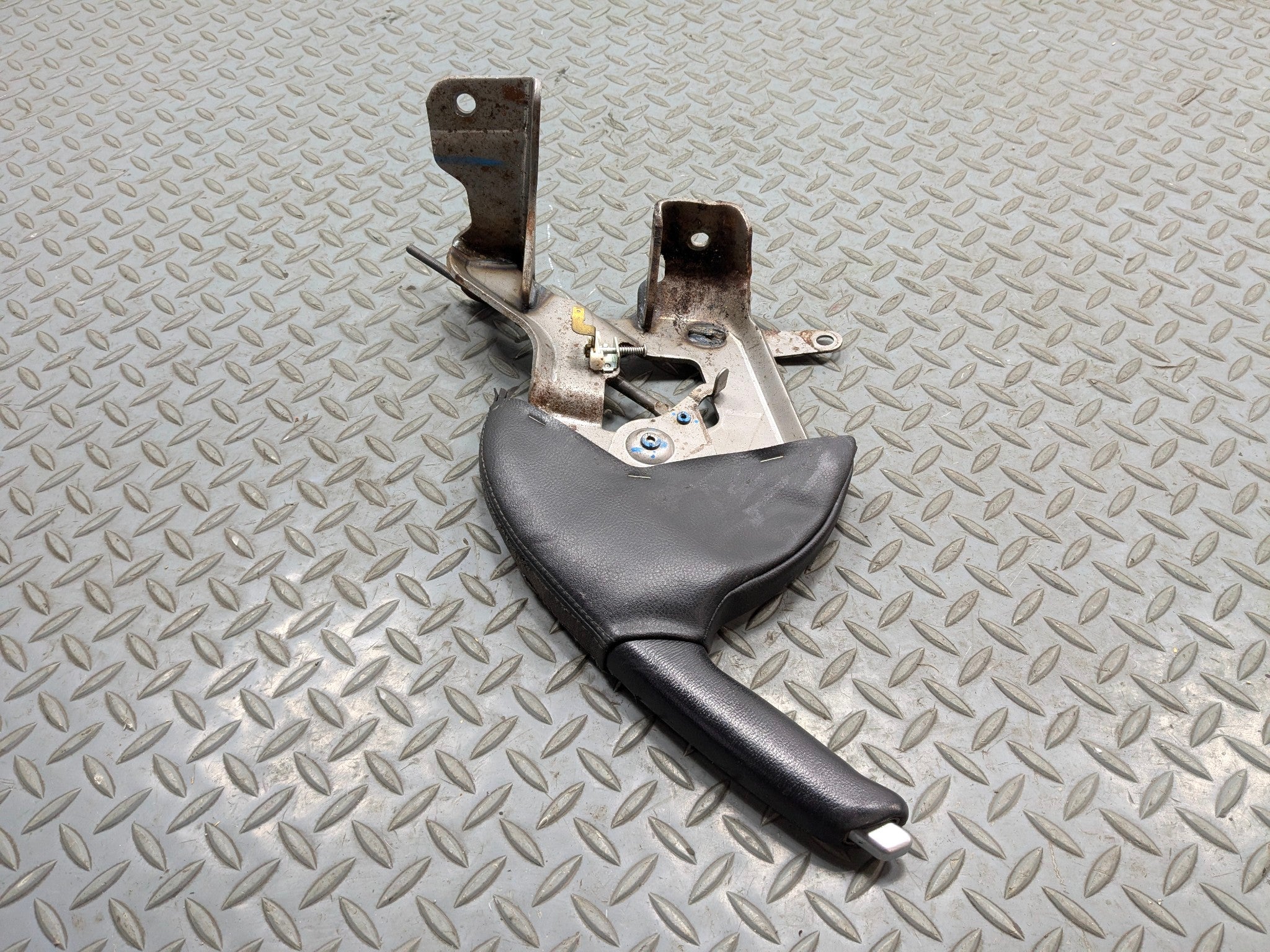 2004 - 2006 ACURA TL OEM EMERGENCY PARKING BRAKE LEVER ASSEMBLY