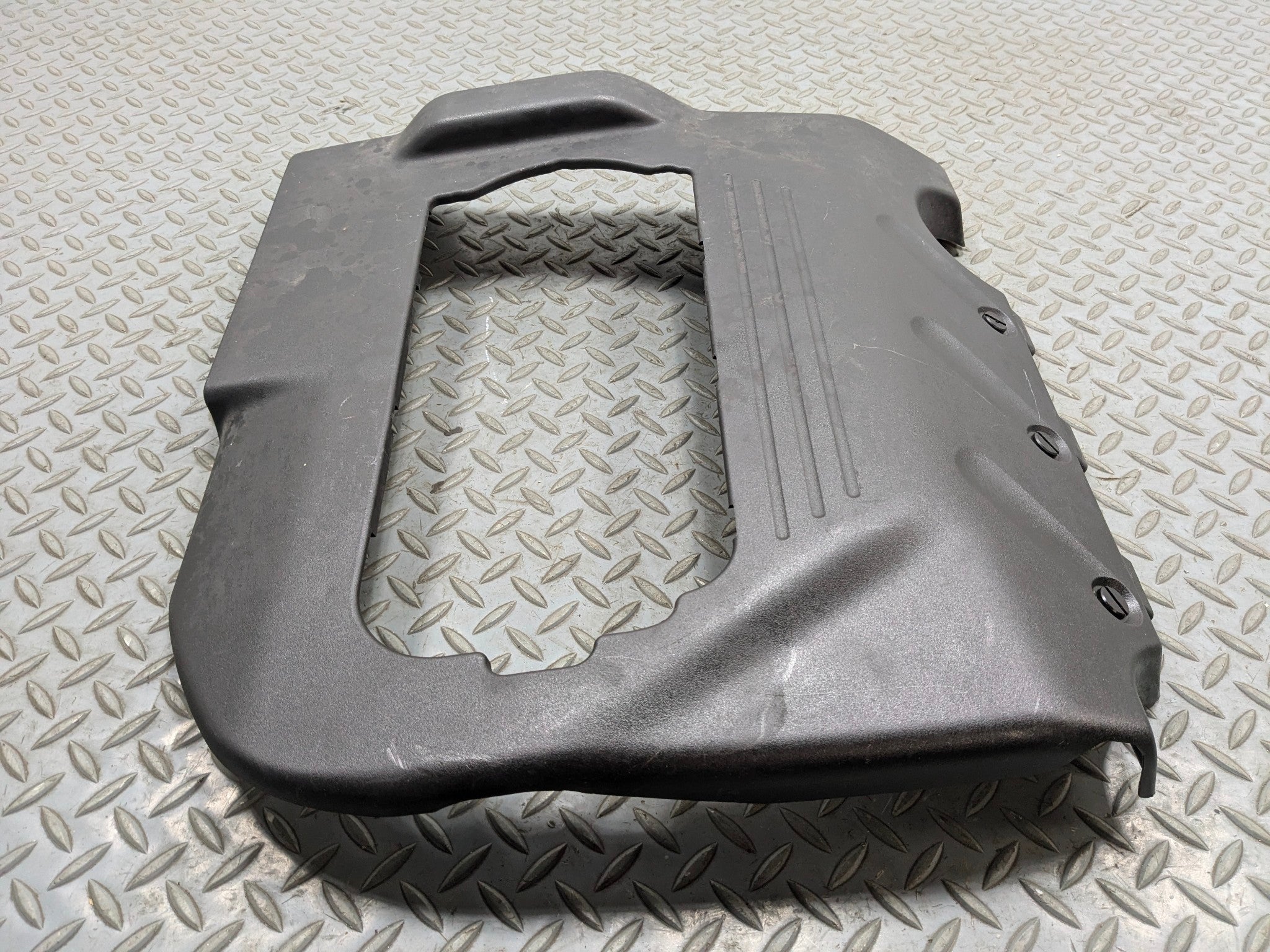 2004 - 2006 ACURA TL OEM ENGINE INTAKE MANIFOLD PLASTIC COVER PANEL