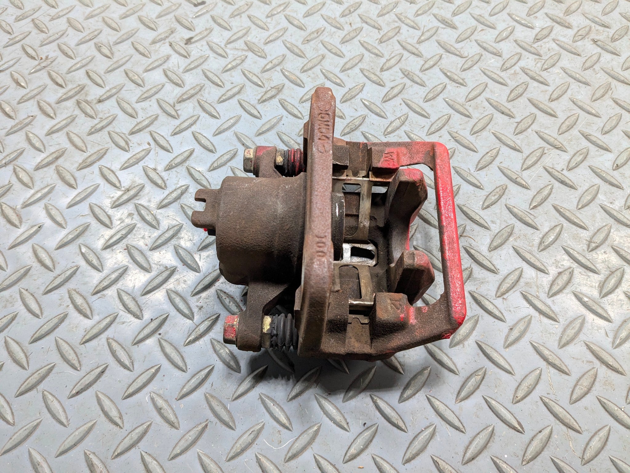 2004 - 2006 ACURA TL OEM BRAKE CALIPER ASSEMBLY REAR LEFT DRIVER SIDE