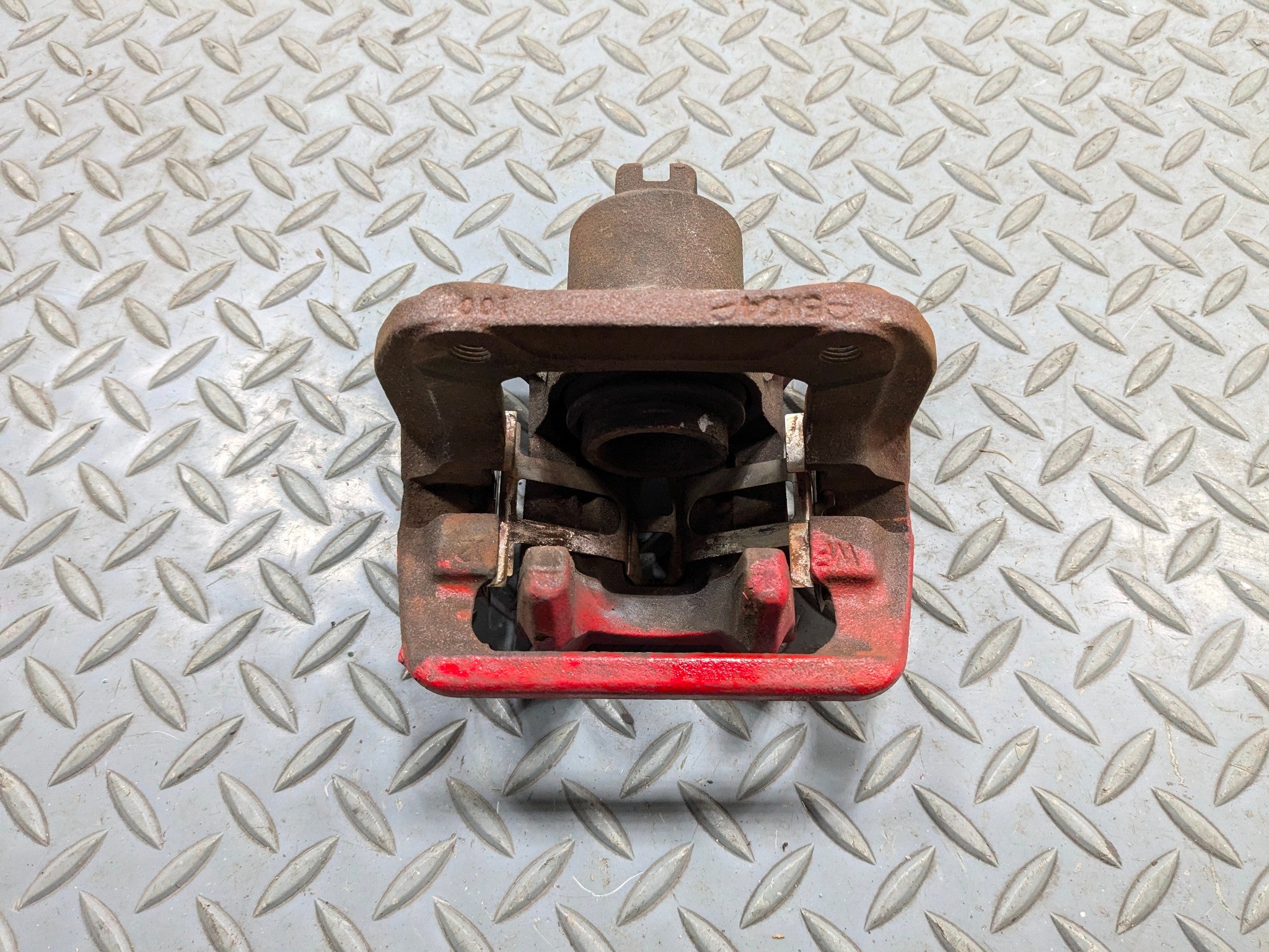 2004 - 2006 ACURA TL OEM BRAKE CALIPER ASSEMBLY REAR LEFT DRIVER SIDE