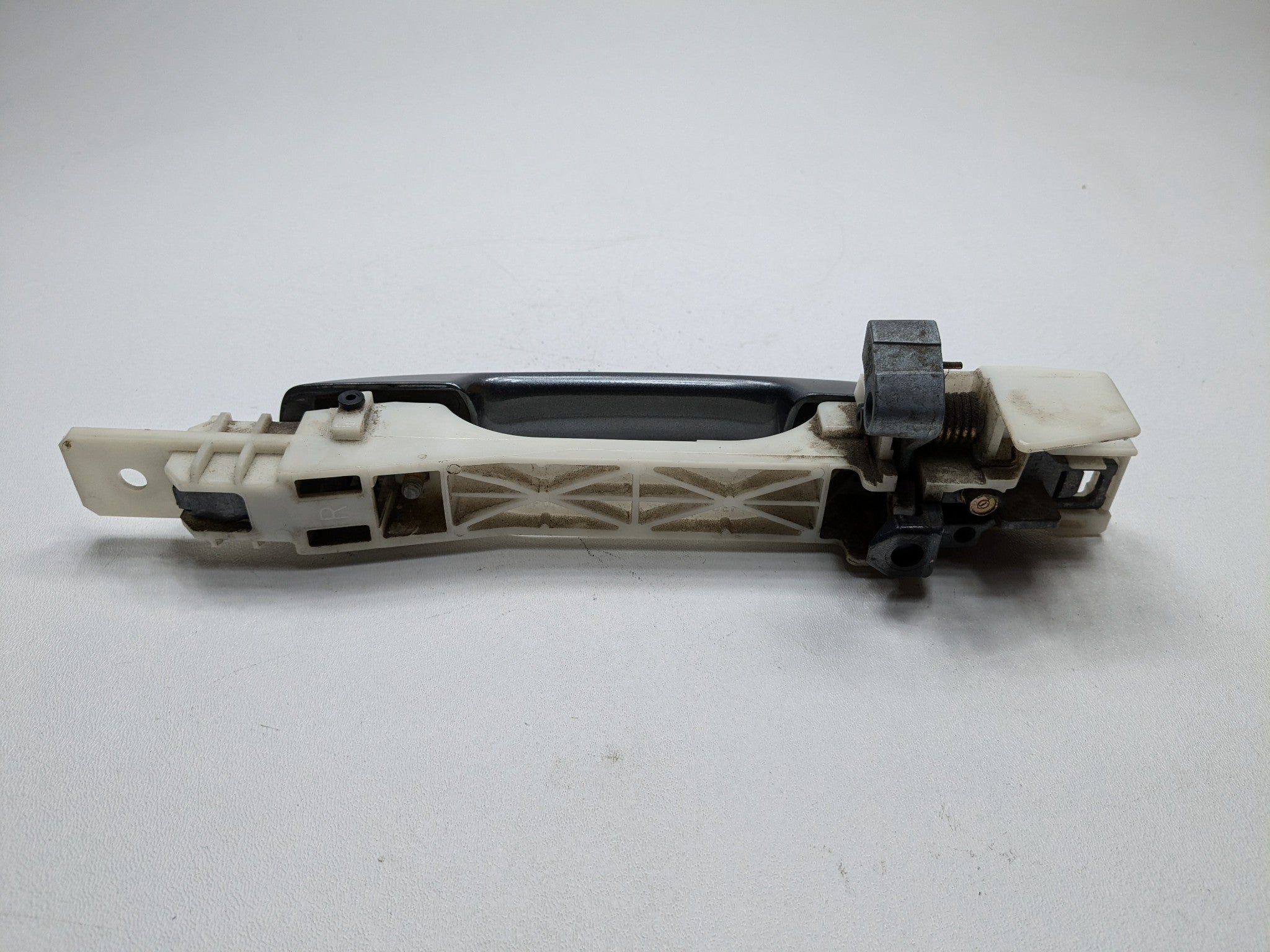 2004 - 2006 ACURA TL OEM FRONT RIGHT EXTERIOR DOOR HANDLE ANTHRACITE METALLIC
