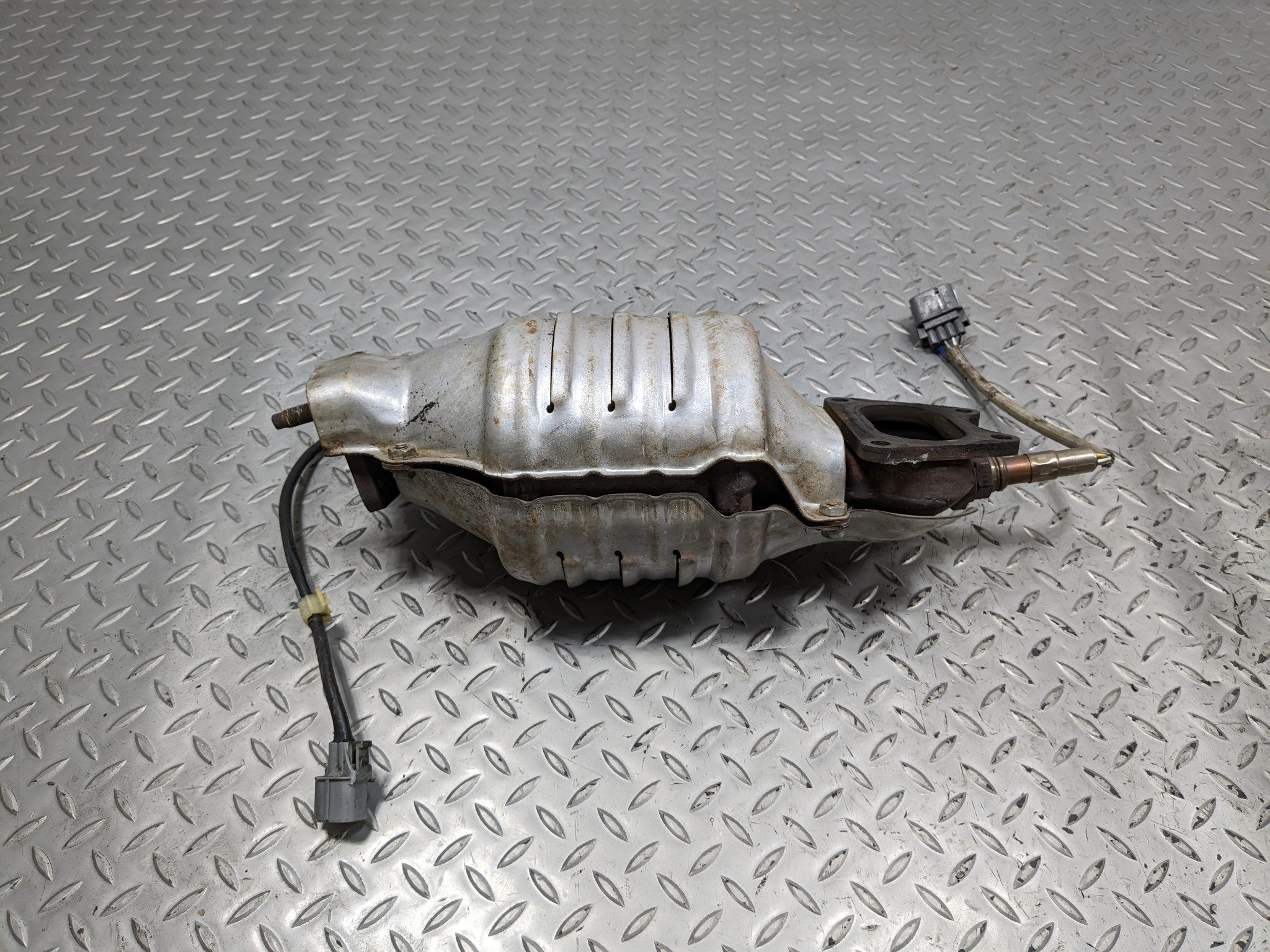 2004 - 2006 ACURA TL OEM EXHAUST DOWN PIPE WITH HEAT SHIELD FRONT SIDE