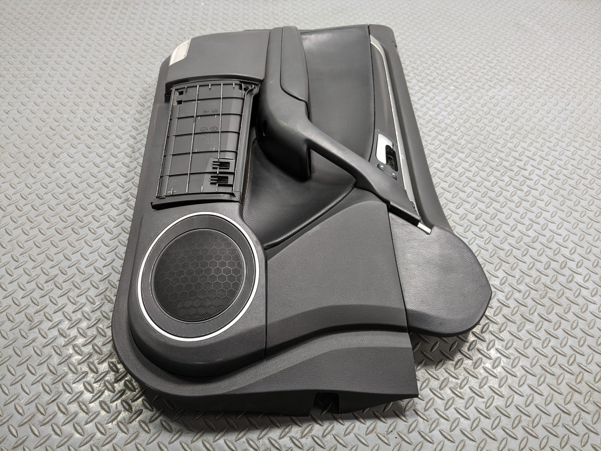 2004 - 2006 ACURA TL OEM DOOR TRIM PANEL FRONT LEFT DRIVER SIDE BLACK