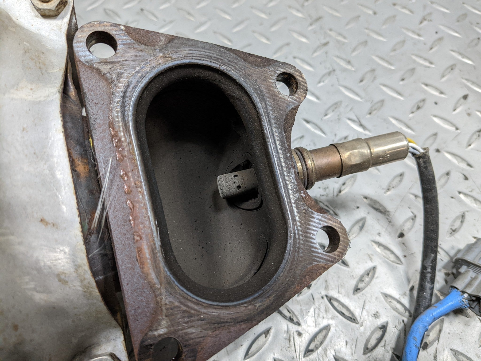 2004 - 2006 ACURA TL OEM EXHAUST DOWN WITH HEAT SHIELD PIPE REAR SIDE