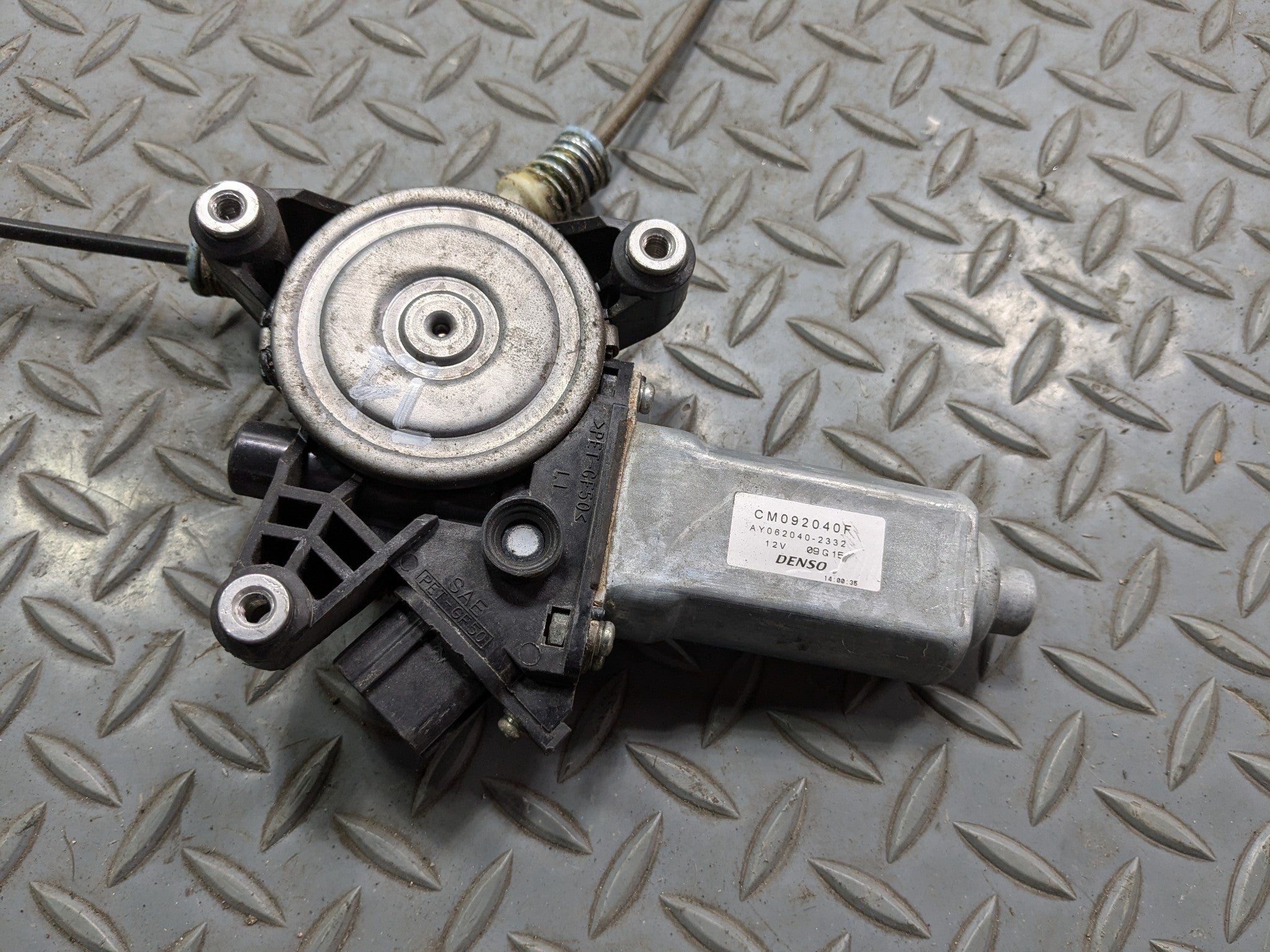 2004 - 2006 ACURA TL OEM POWER WINDOW MOTOR REGULATOR FRONT LEFT SIDE ASSEMBLY