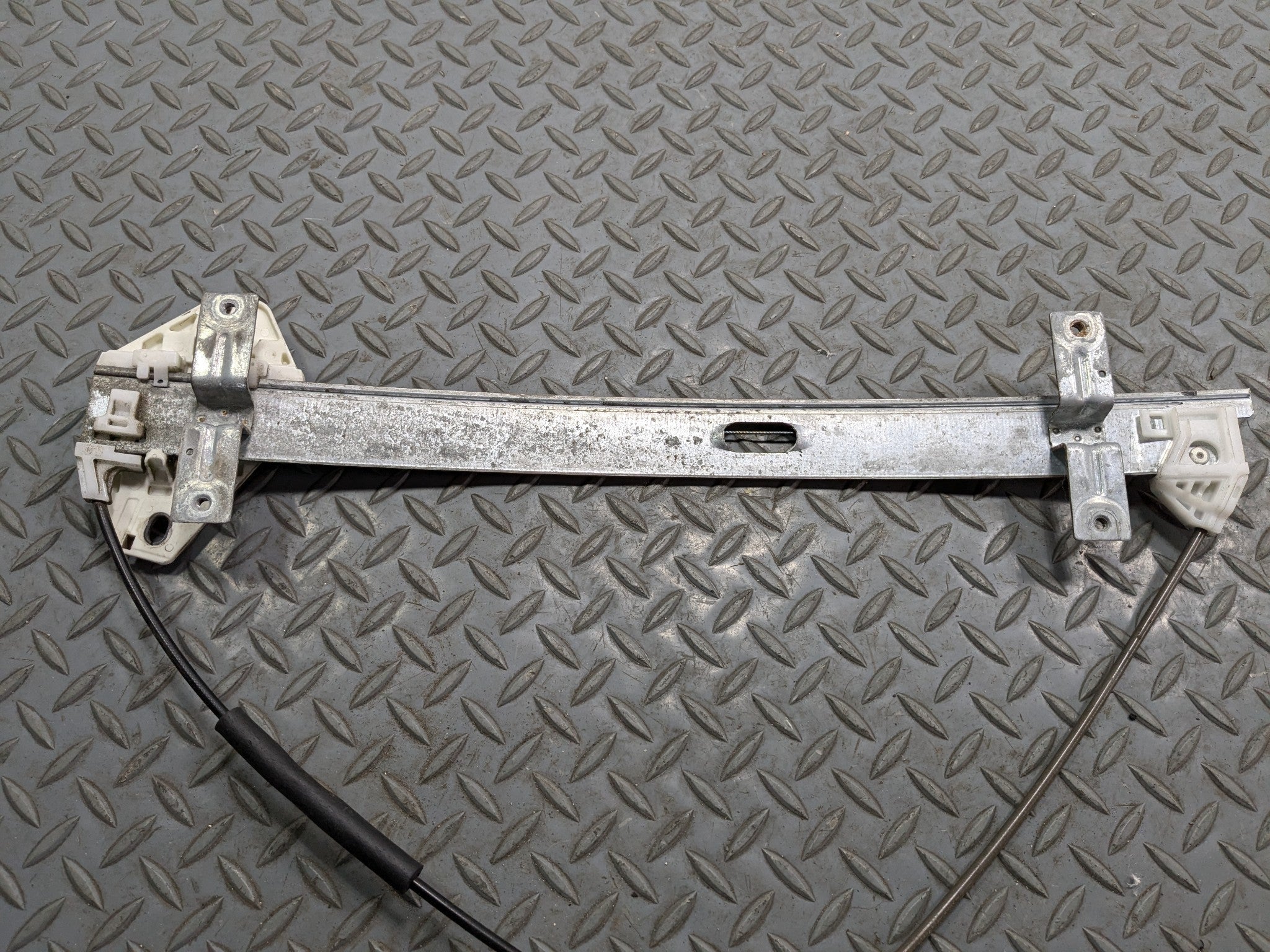 2004 - 2006 ACURA TL OEM POWER WINDOW MOTOR REGULATOR FRONT LEFT SIDE ASSEMBLY