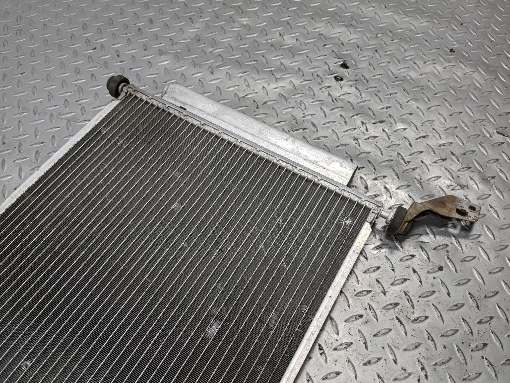 2004 - 2006 ACURA TL OEM AIR CONDITIONING CONDENSER RADIATOR ASSEMBLY