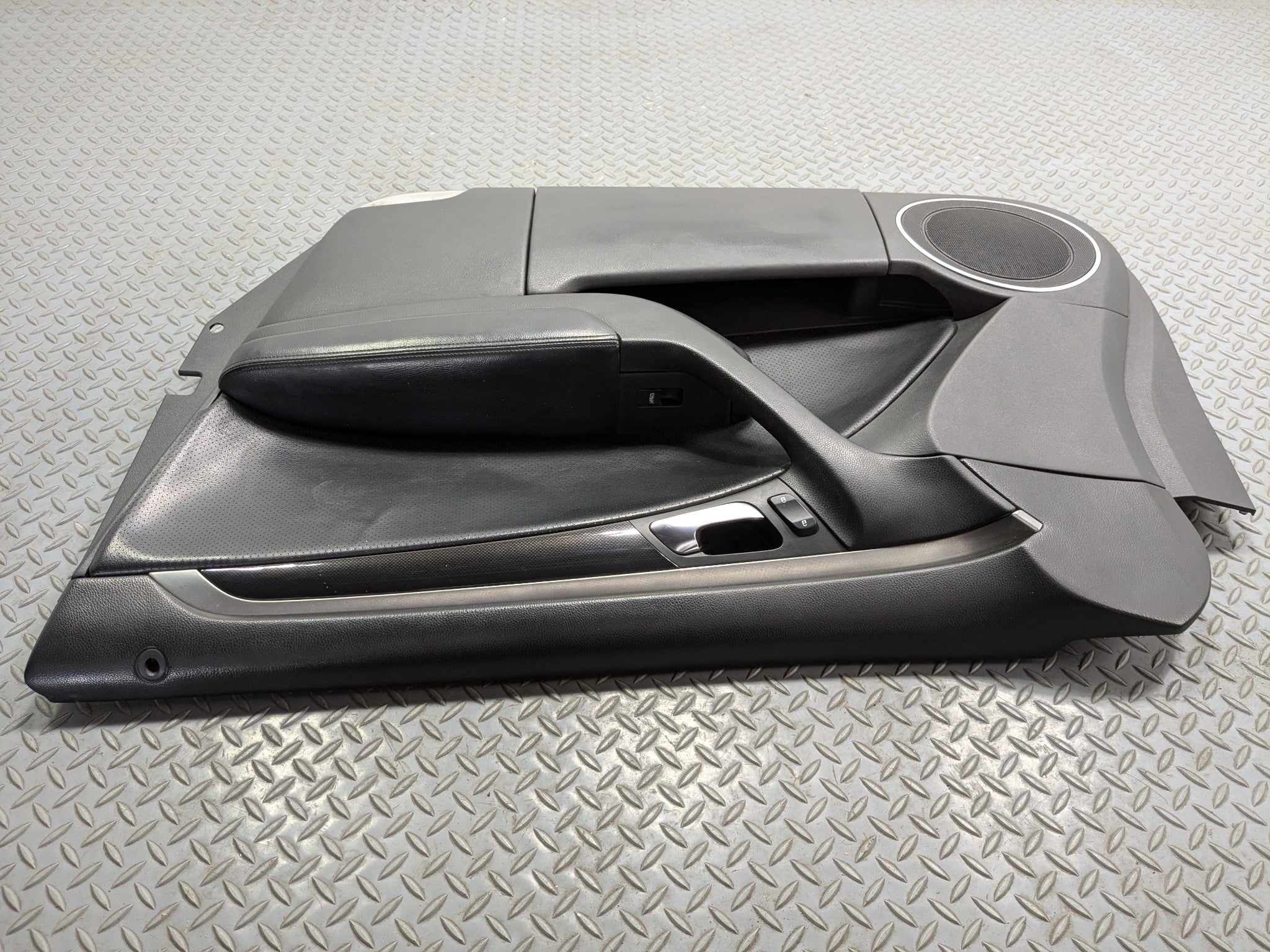 2004 - 2006 ACURA TL OEM INTERIOR DOOR TRIM PANEL FRONT RIGHT PASSENGER SIDE
