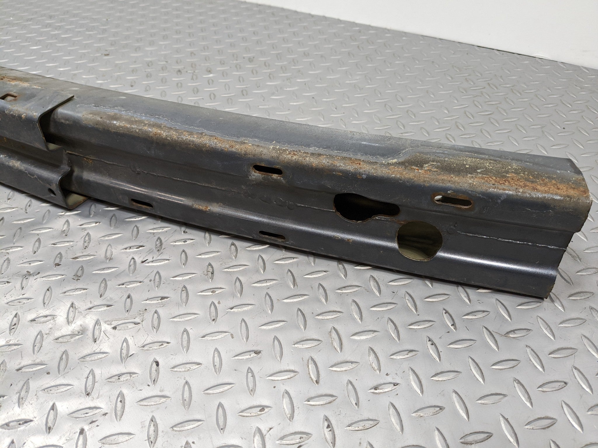 2004 - 2006 ACURA TL OEM REAR BUMPER REINFORCEMENT SUPPORT IMPACT BAR