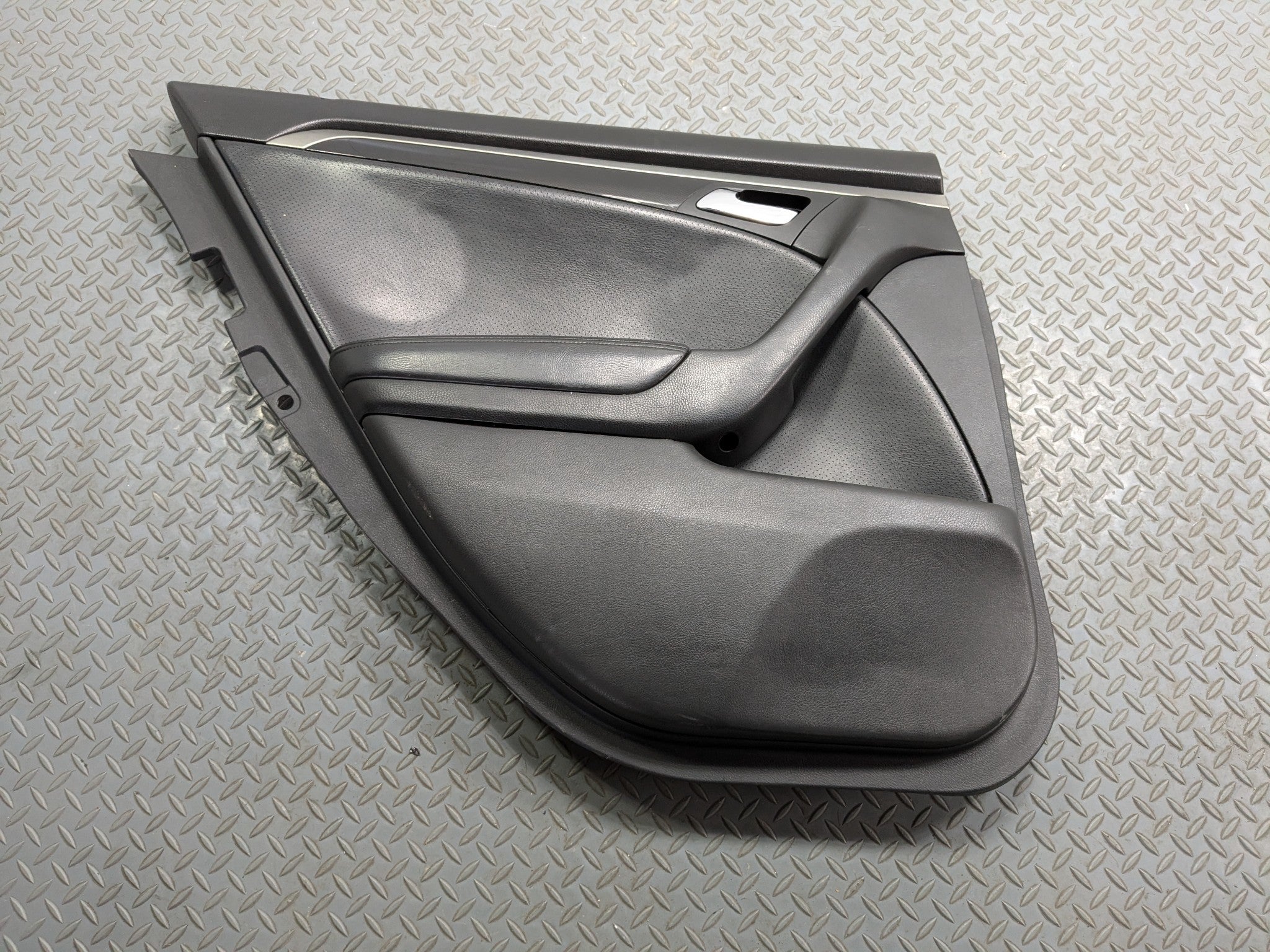 2004 - 2006 ACURA TL OEM INTERIOR DOOR TRIM PANEL REAR LEFT DRIVER SIDE