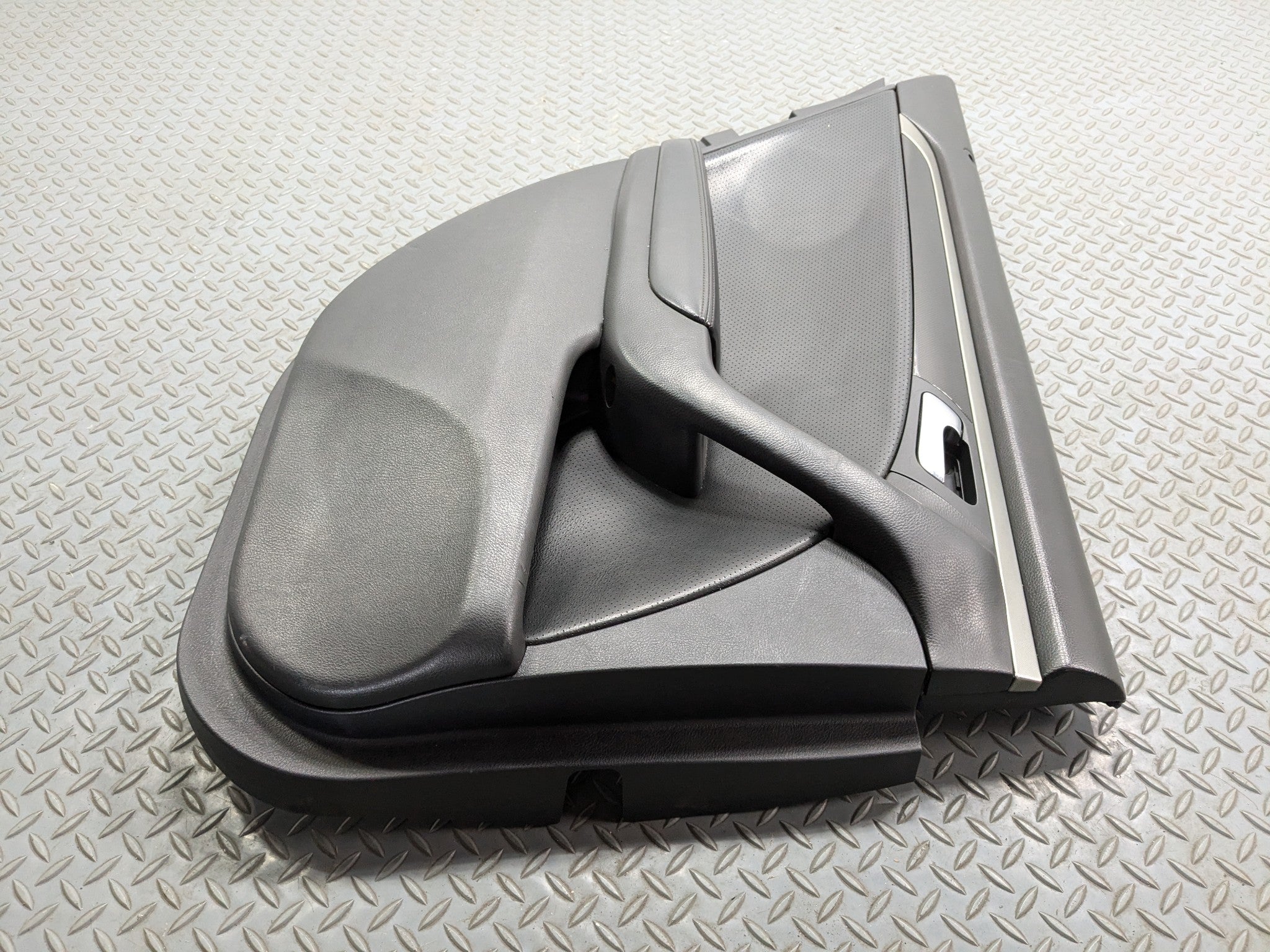 2004 - 2006 ACURA TL OEM INTERIOR DOOR TRIM PANEL REAR LEFT DRIVER SIDE