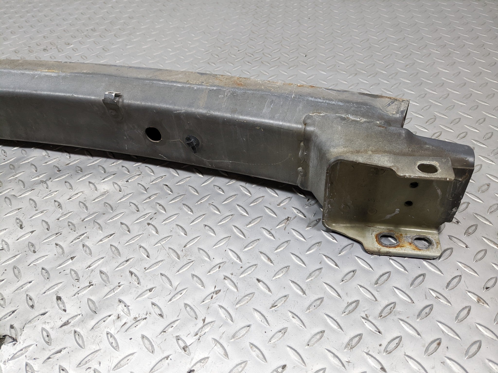 2004 - 2006 ACURA TL OEM FRONT BUMPER REINFORCEMENT SUPPORT IMPACT BAR