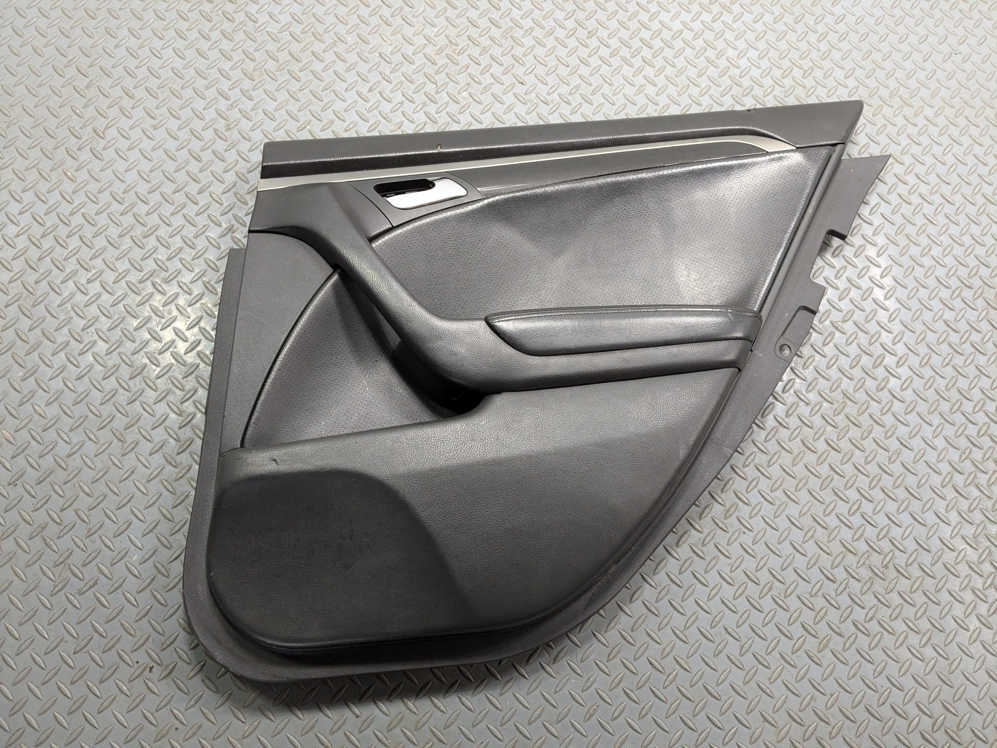 2004 - 2006 ACURA TL OEM INTERIOR DOOR TRIM PANEL REAR RIGHT PASSENGER SIDE