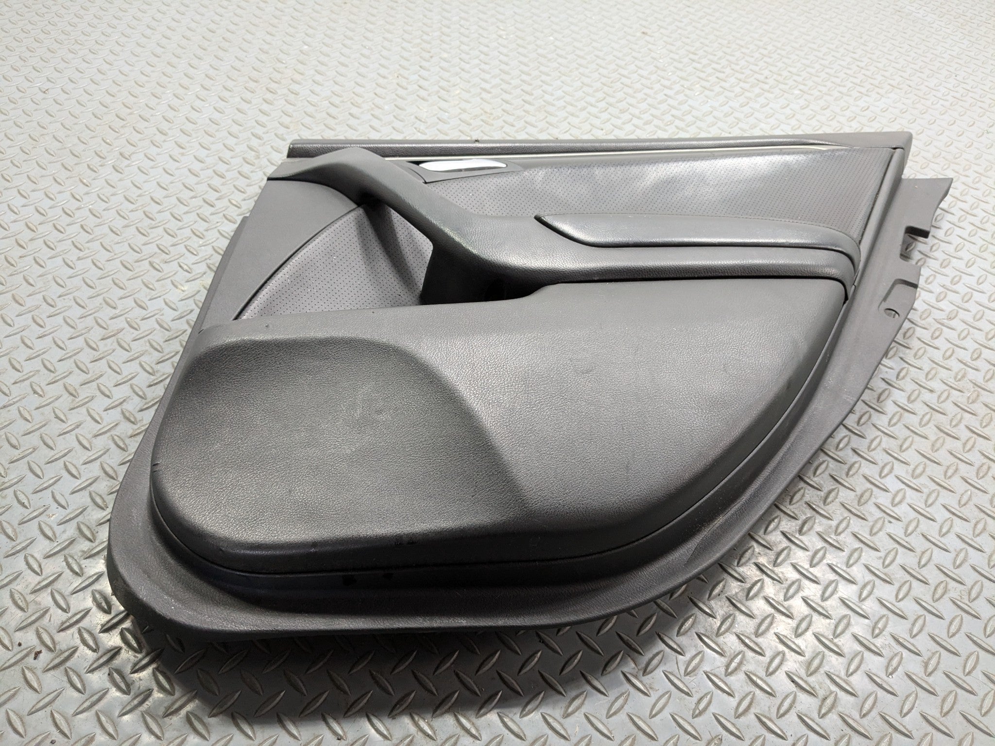 2004 - 2006 ACURA TL OEM INTERIOR DOOR TRIM PANEL REAR RIGHT PASSENGER SIDE