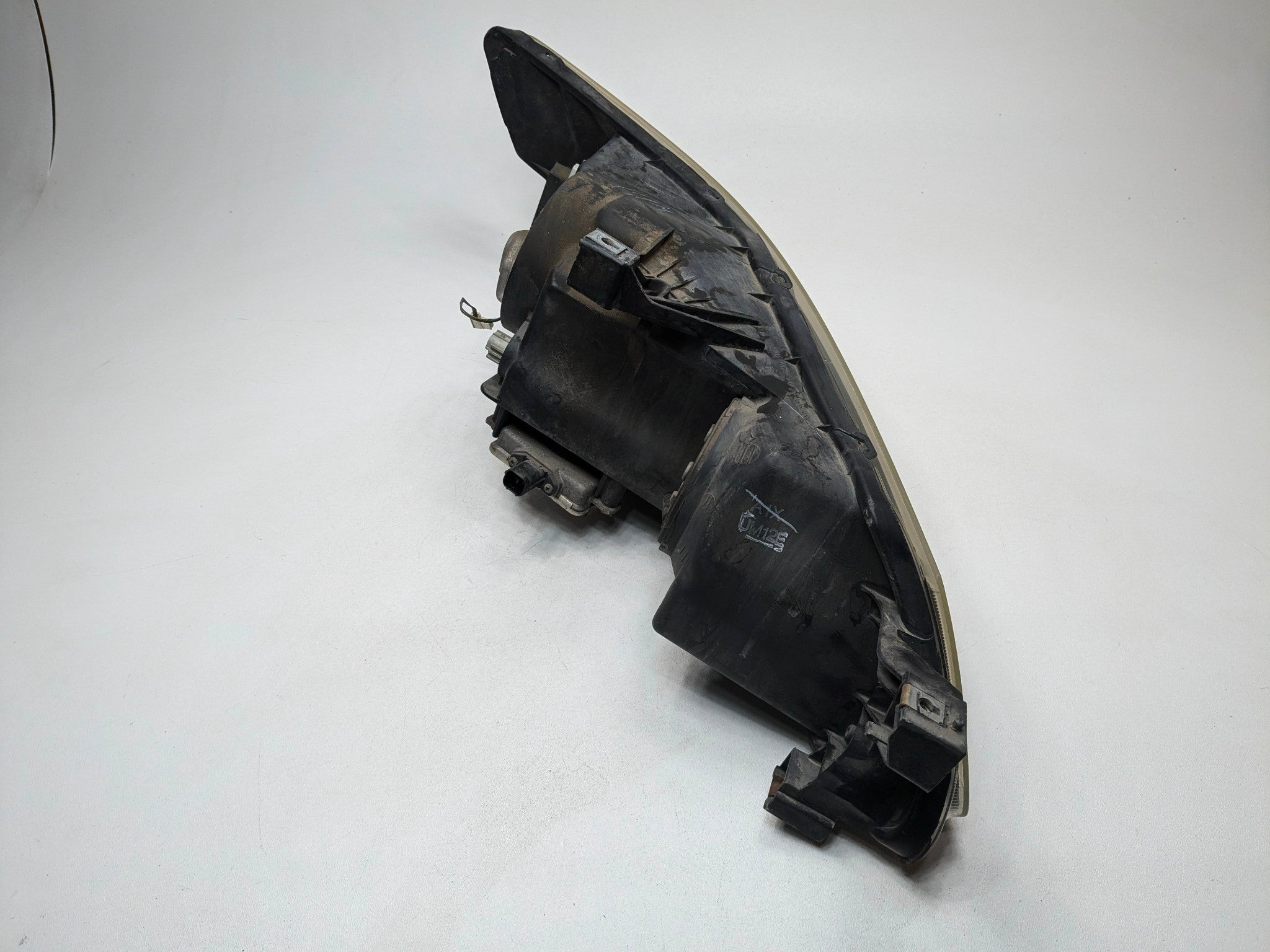 2004 - 2006 ACURA TL OEM 3.2L XENON HEADLIGHT ASSEMBLY FRONT LEFT DRIVER SIDE