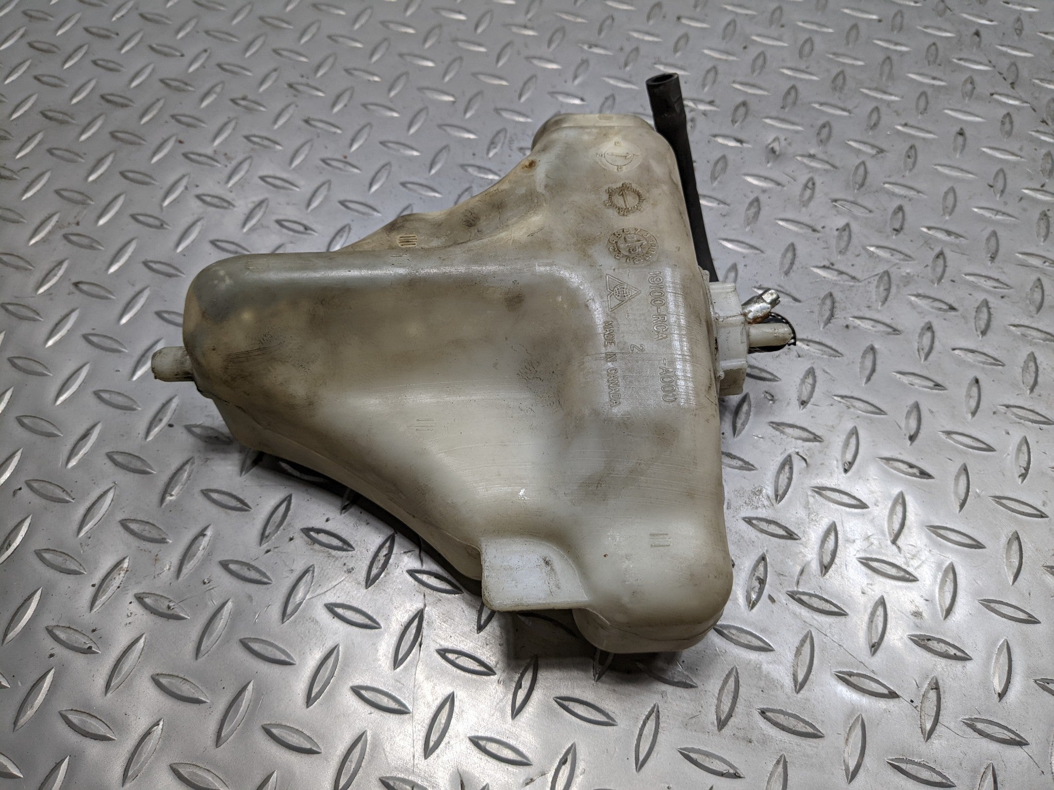 2004 - 2006 ACURA TL OEM RADIATOR COOLANT RESERVOIR OVERFLOW BOTTLE TANK