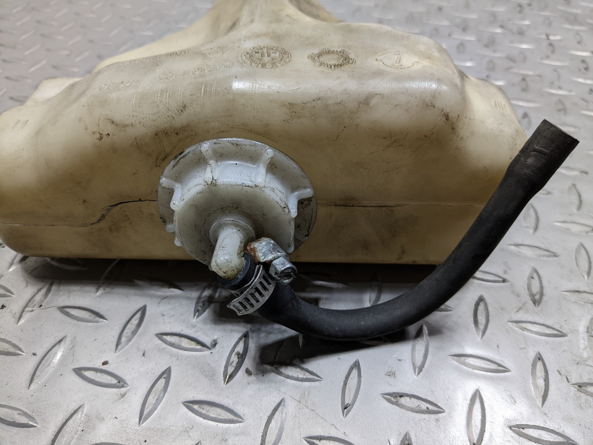 2004 - 2006 ACURA TL OEM RADIATOR COOLANT RESERVOIR OVERFLOW BOTTLE TANK