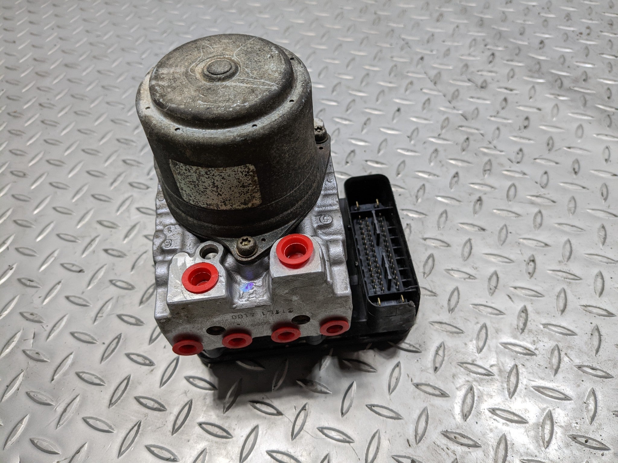 2004 - 2006 ACURA TL OEM ANTI LOCK BRAKE MODULE UNIT ABS PUMP