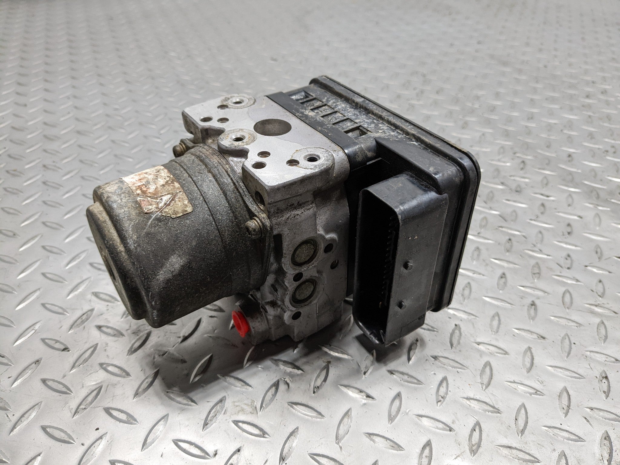 2004 - 2006 ACURA TL OEM ANTI LOCK BRAKE MODULE UNIT ABS PUMP