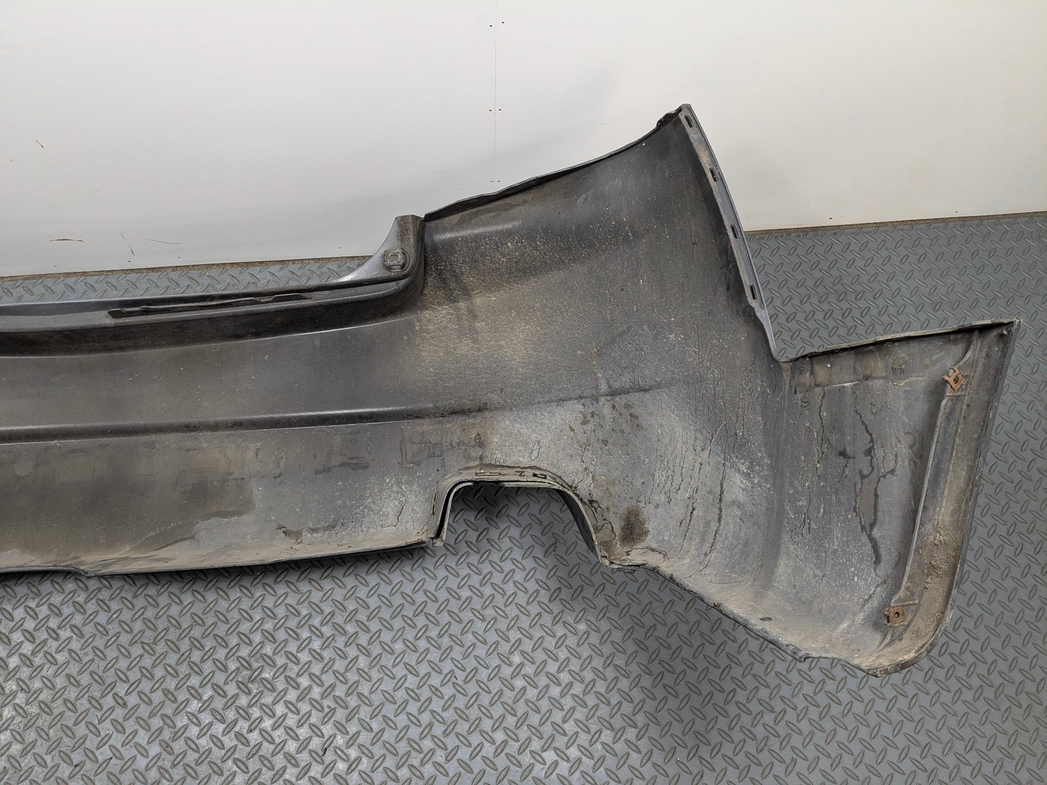 2004 - 2006 ACURA TL OEM REAR BUMPER LOWER COVER PANEL ANTHRACITE METALLIC