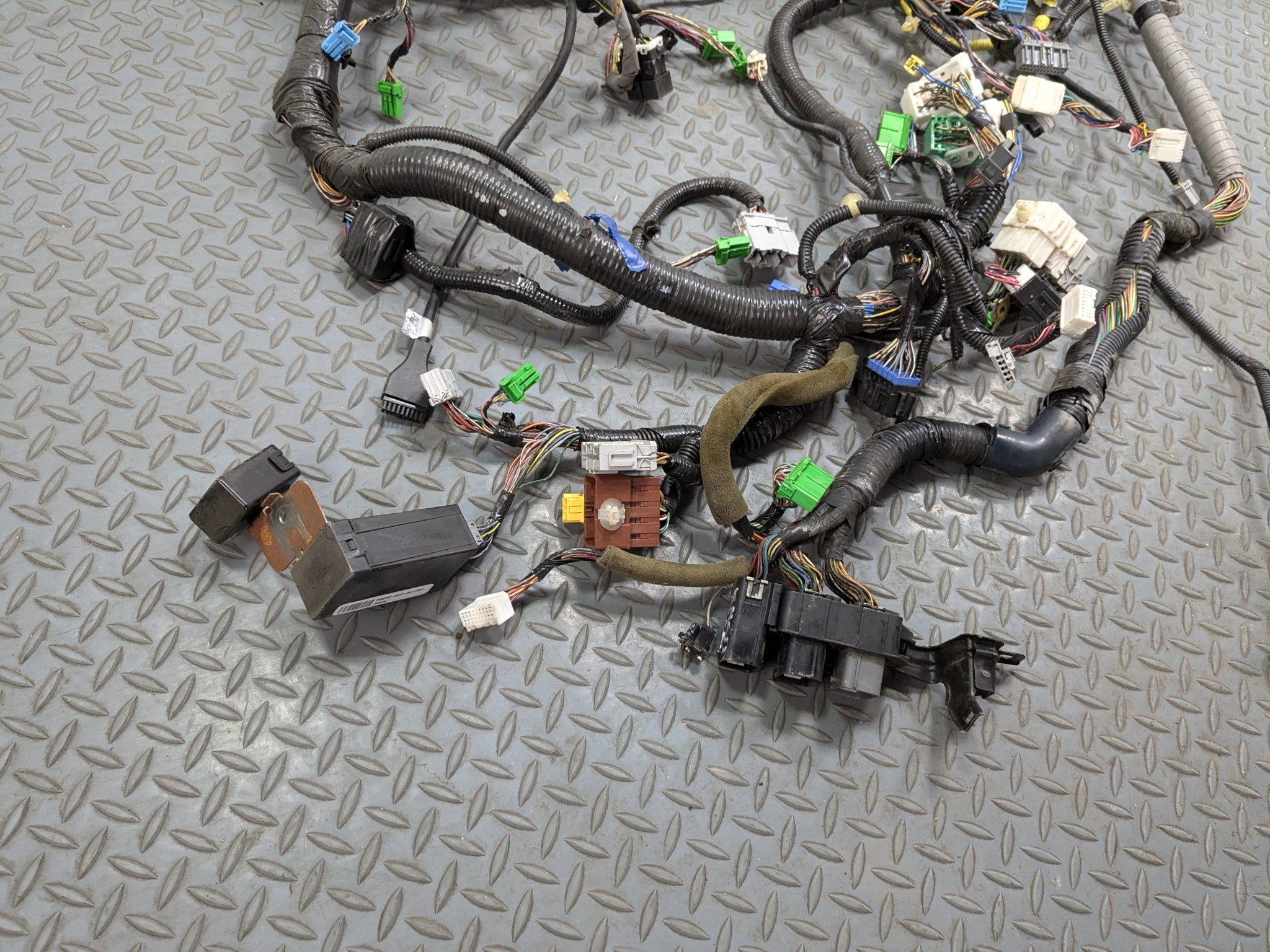 2004 - 2006 ACURA TL OEM BODY WIRE HARNESS CABLE AND CONNECTOR