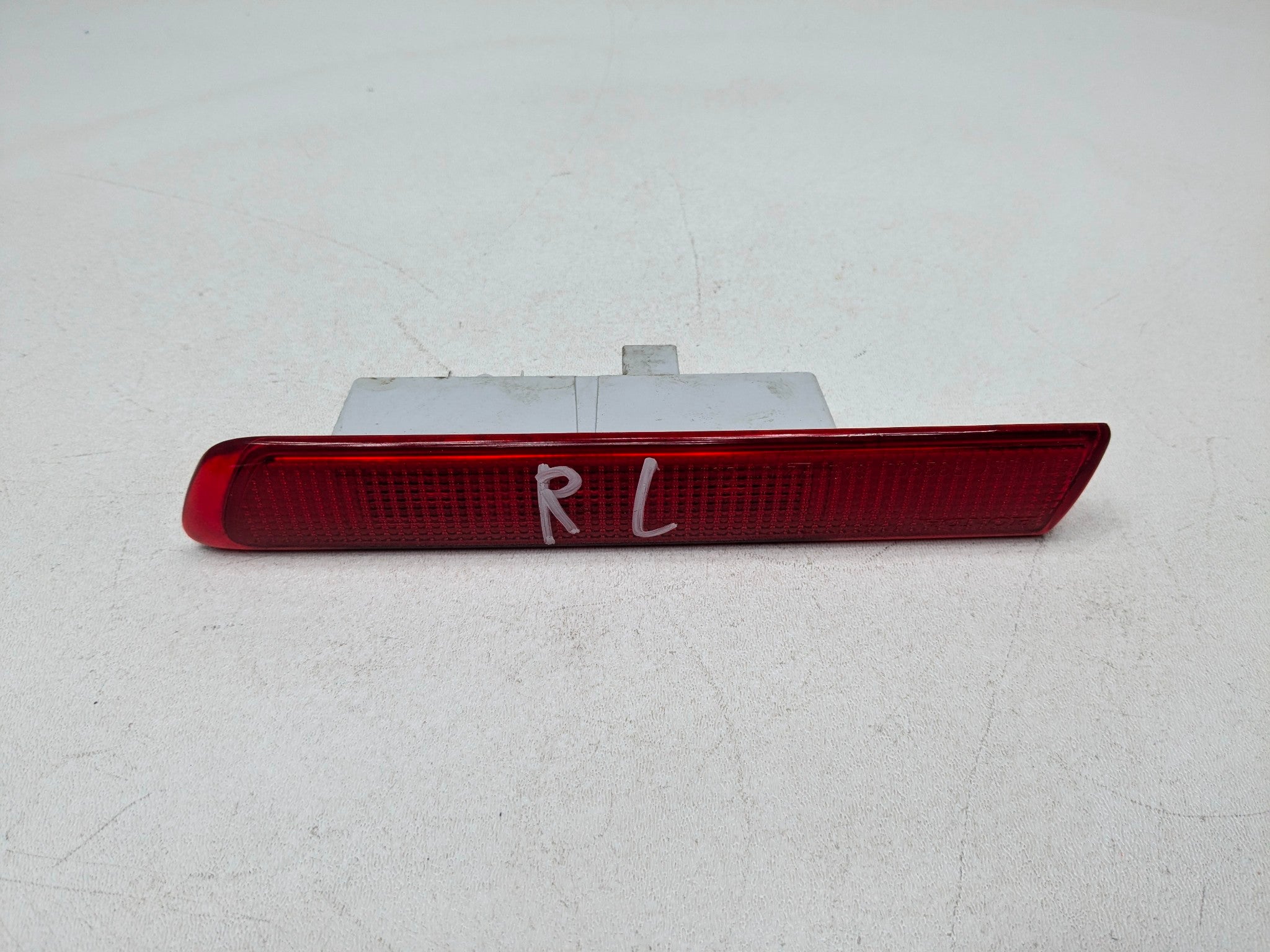 2004 - 2006 ACURA TL OEM REAR MARKER REFLECTOR LIGHT LAMP LEFT DRIVER SIDE