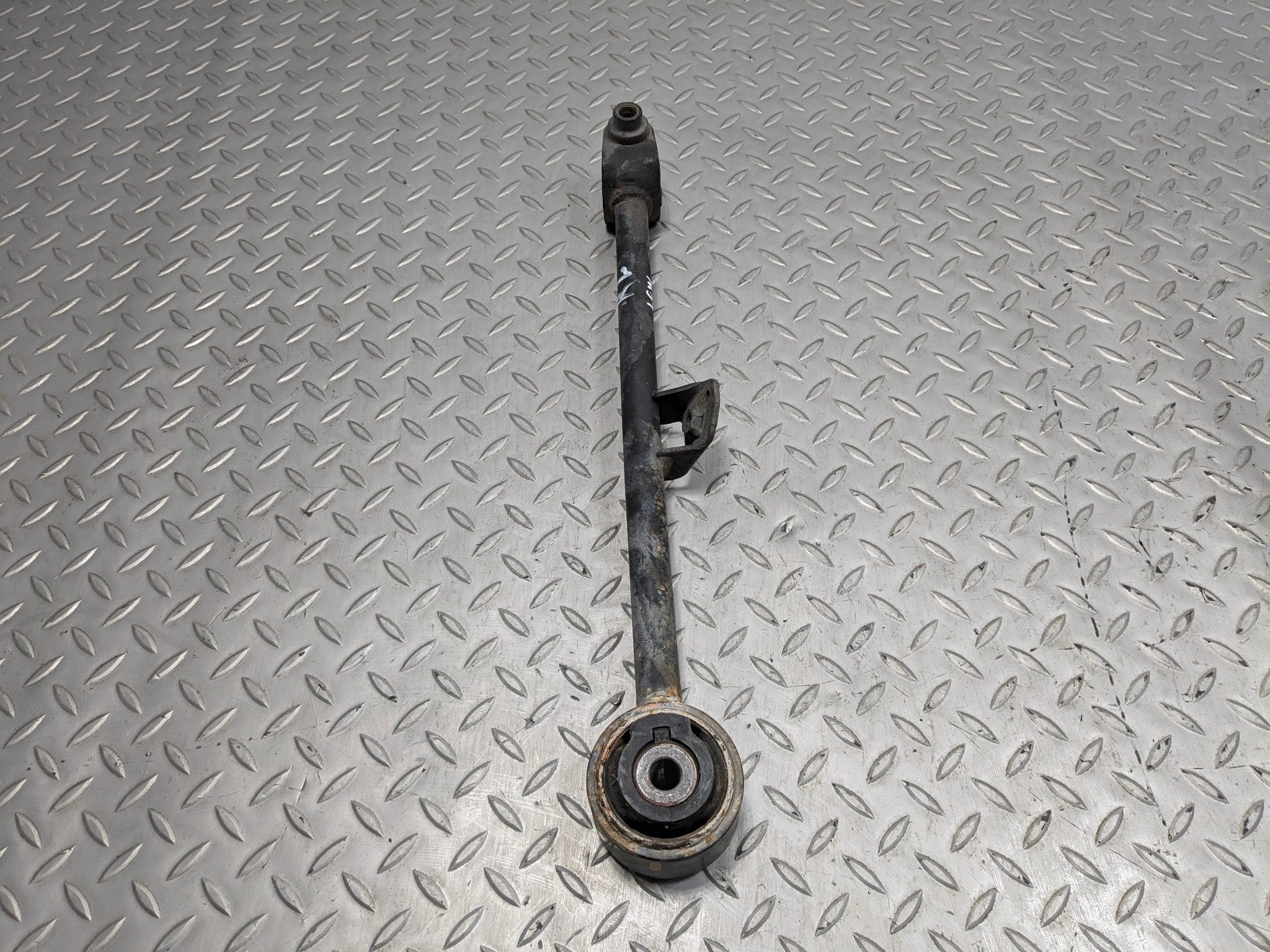 2004 - 2006 ACURA TL OEM LOWER CONTROL ARM REAR LEFT FORWARD DRIVER SIDE