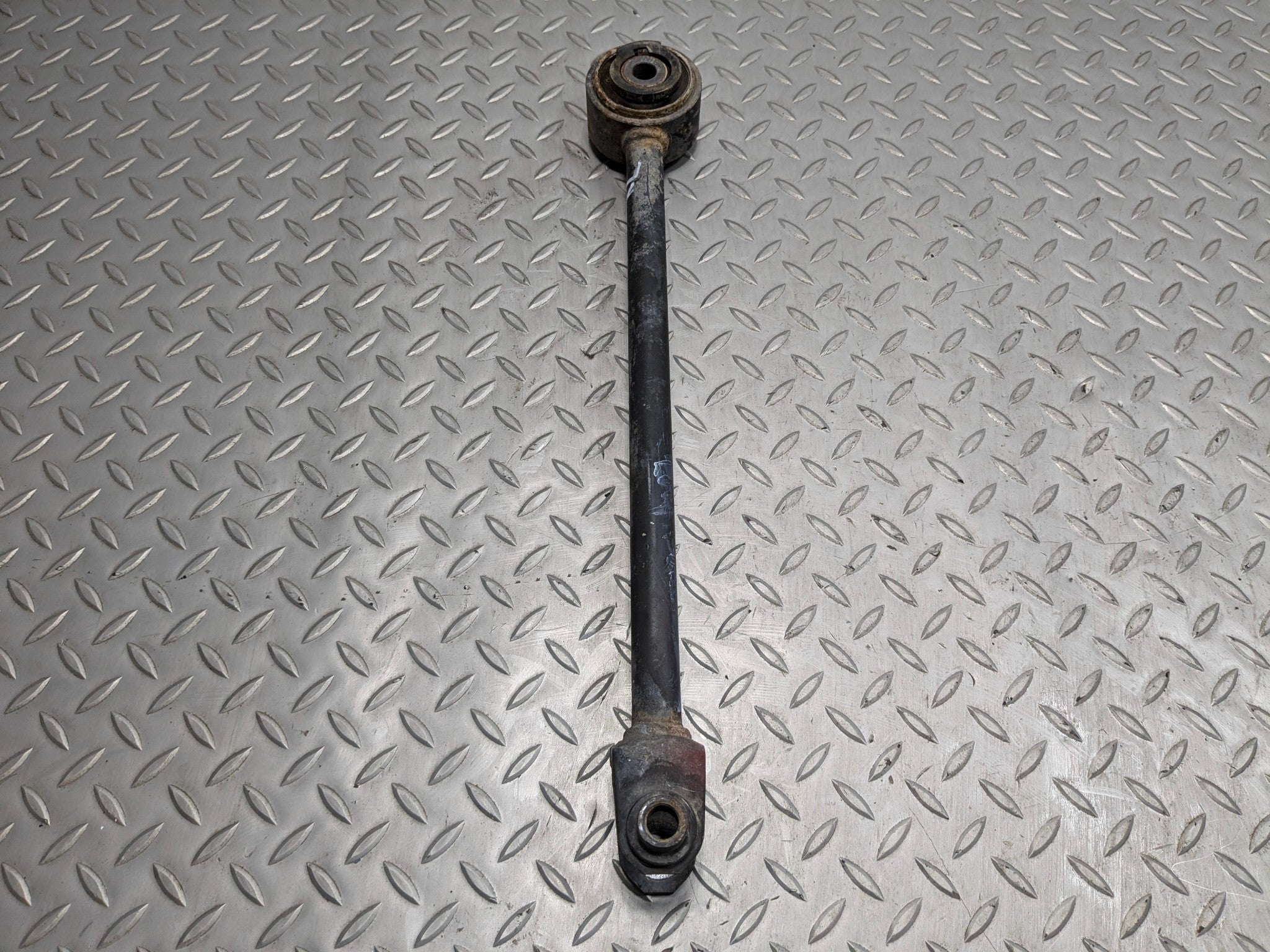 2004 - 2006 ACURA TL OEM BACKWARD UPPER CONTROL ARM REAR LEFT DRIVER SIDE