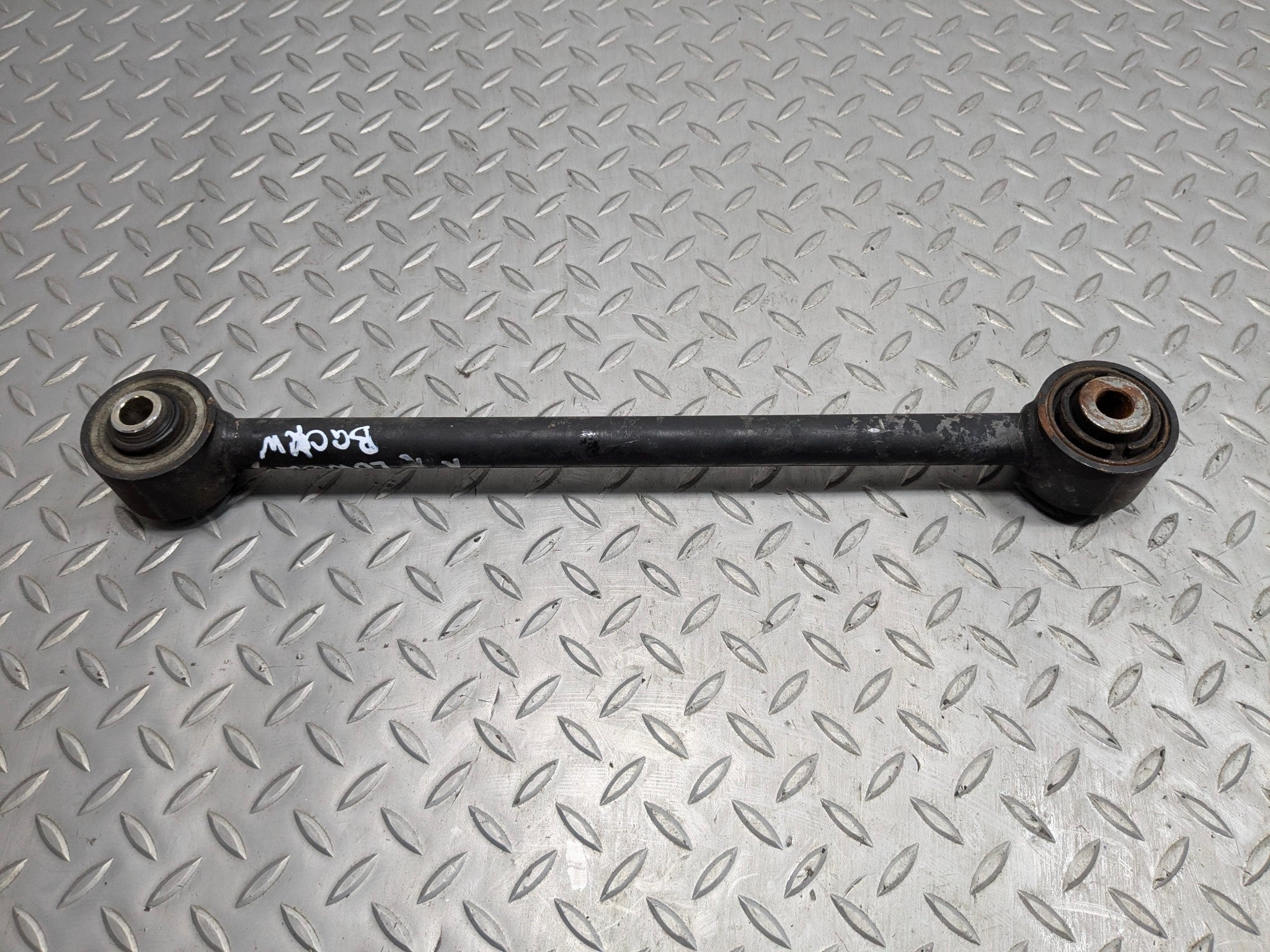 2004 - 2006 ACURA TL OEM BACKWARD LOWER CONTROL ARM REAR RIGHT PASSENGER SIDE