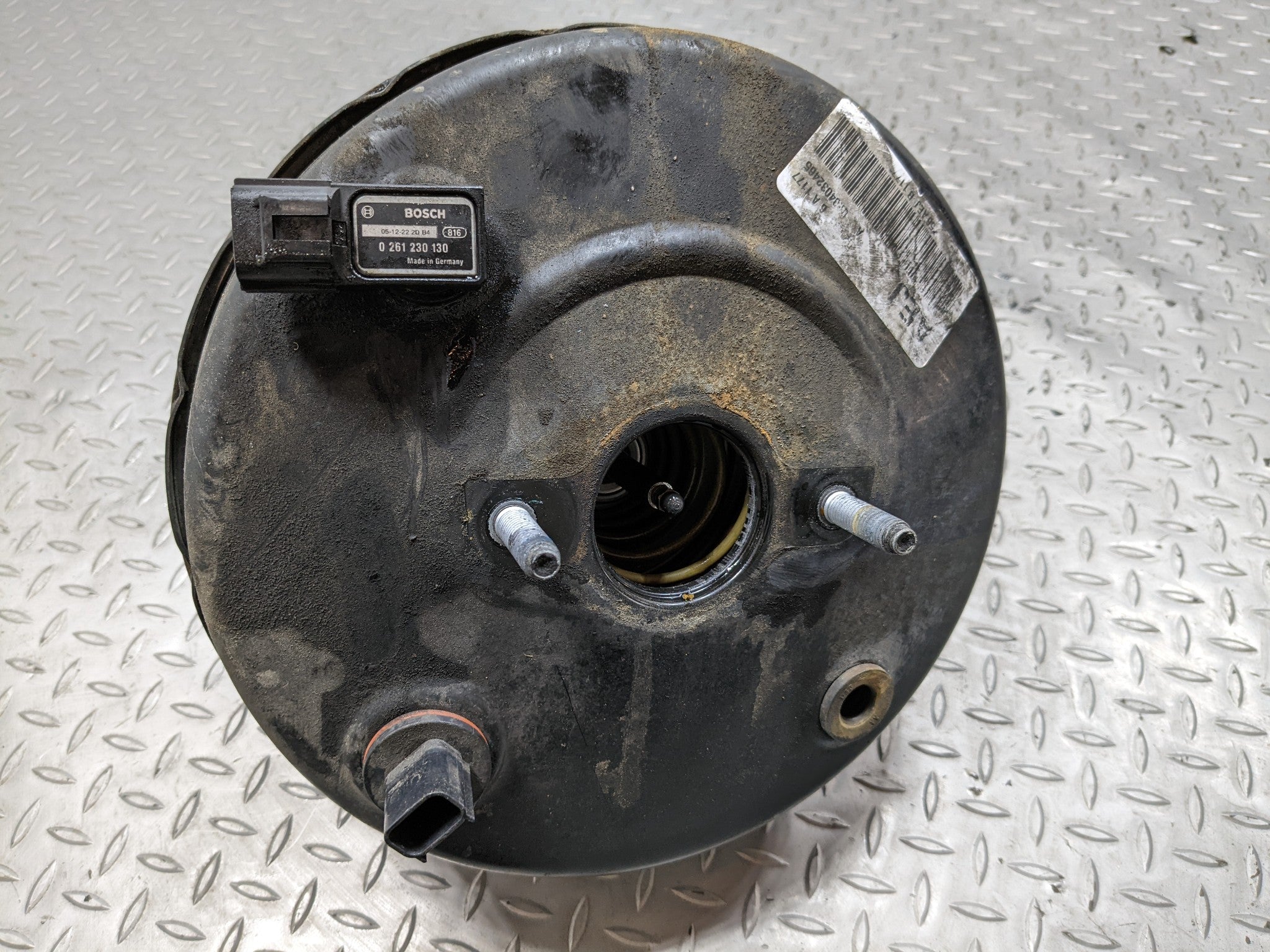 07 - 09 CHEVROLET TAHOE OEM POWER BRAKE BOOSTER ASSEMBLY WITHOUT MASTER CYLINDER