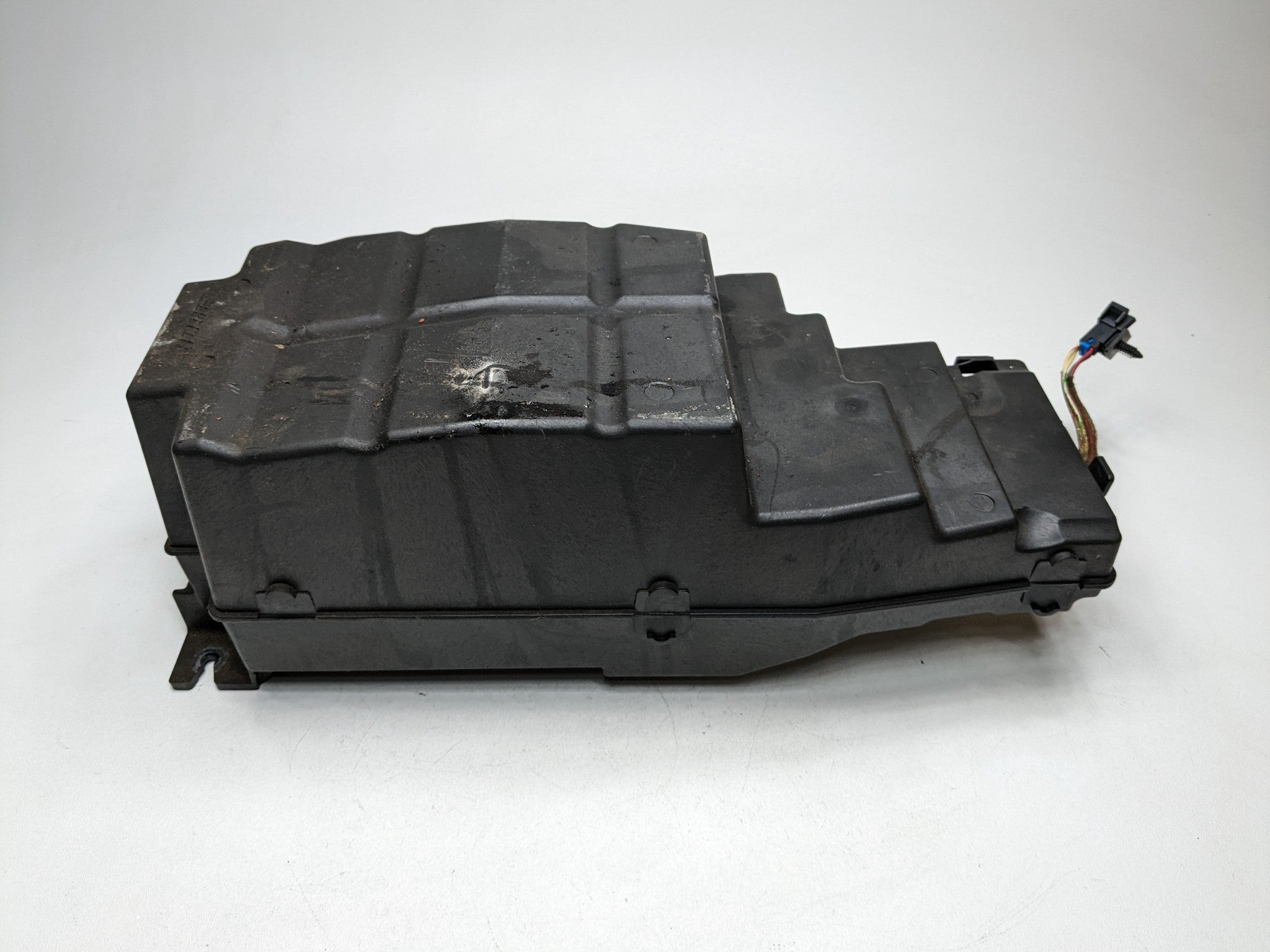 2007 - 2009 CHEVROLET TAHOE OEM AUDIO SOUND SYSTEM SUBWOOFER SPEAKER