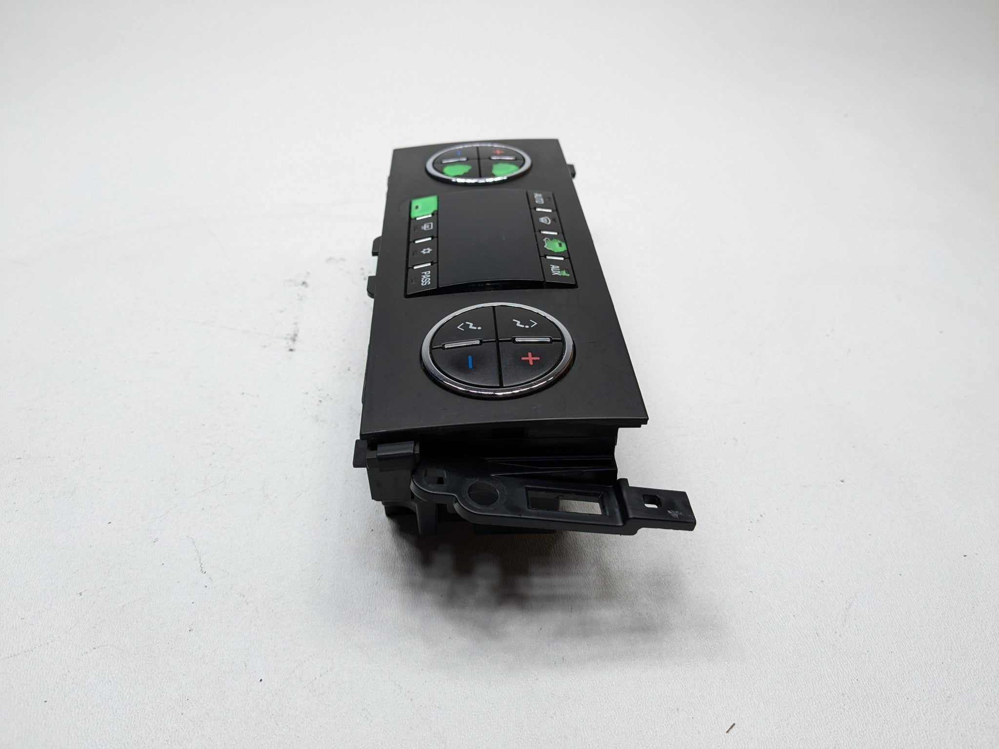 07 - 09 CHEVROLET TAHOE OEM DASH HEATER AC CLIMATE CONTROL SWITCH PANEL FRONT