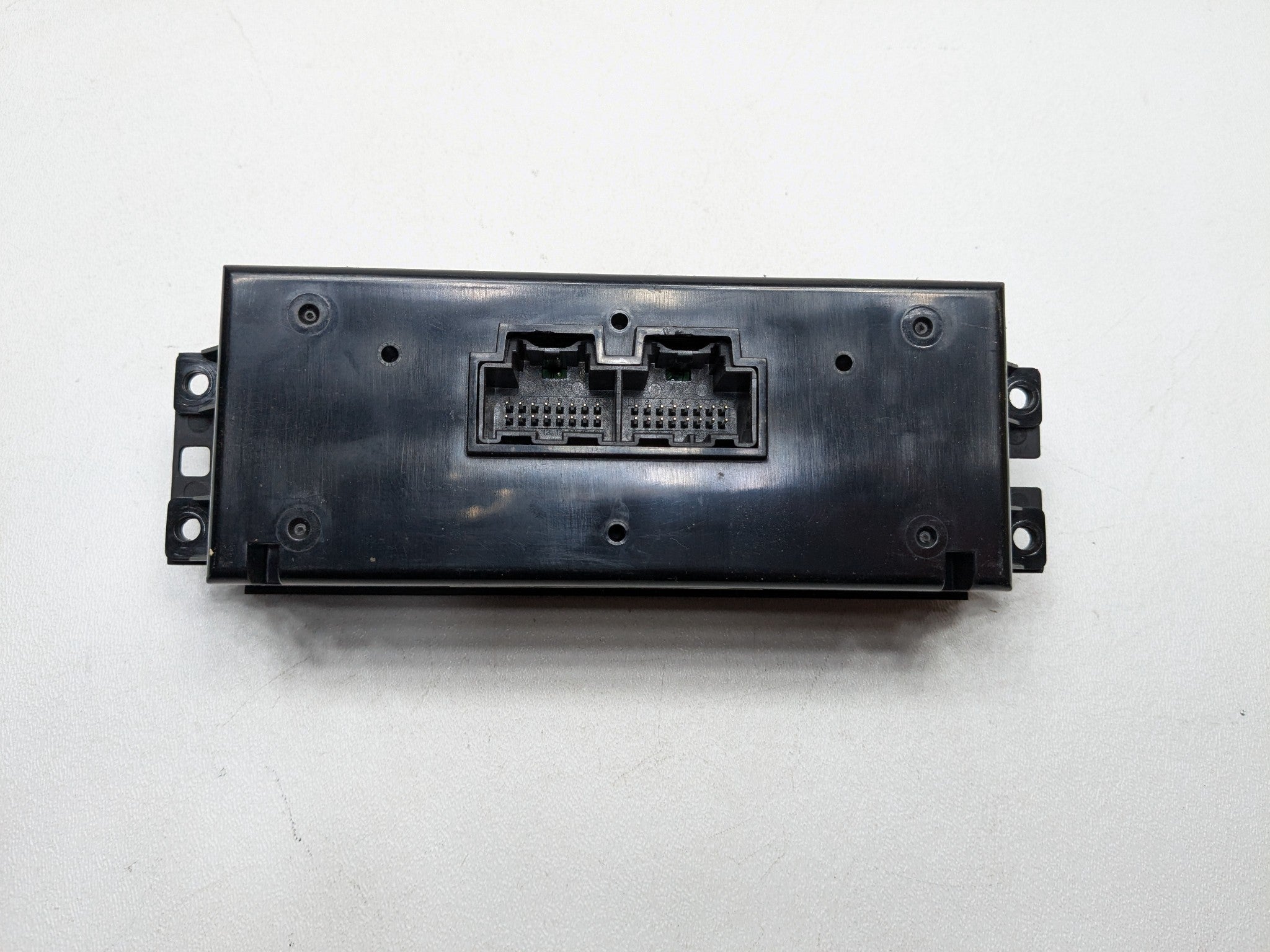 07 - 09 CHEVROLET TAHOE OEM AC HEATER TEMPERATURE CLIMATE CONTROL SWITCH REAR