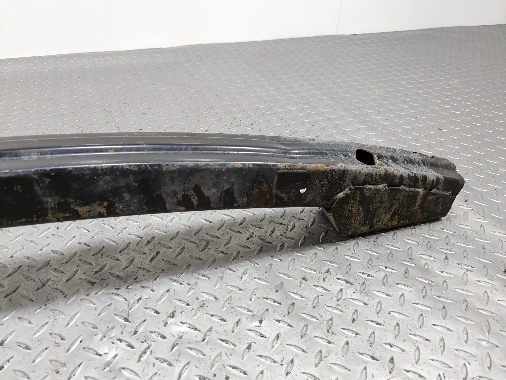 2008 - 2012 FORD ESCAPE OEM BUMPER REINFORCEMENT IMPACT BAR ASSEMBLY REAR