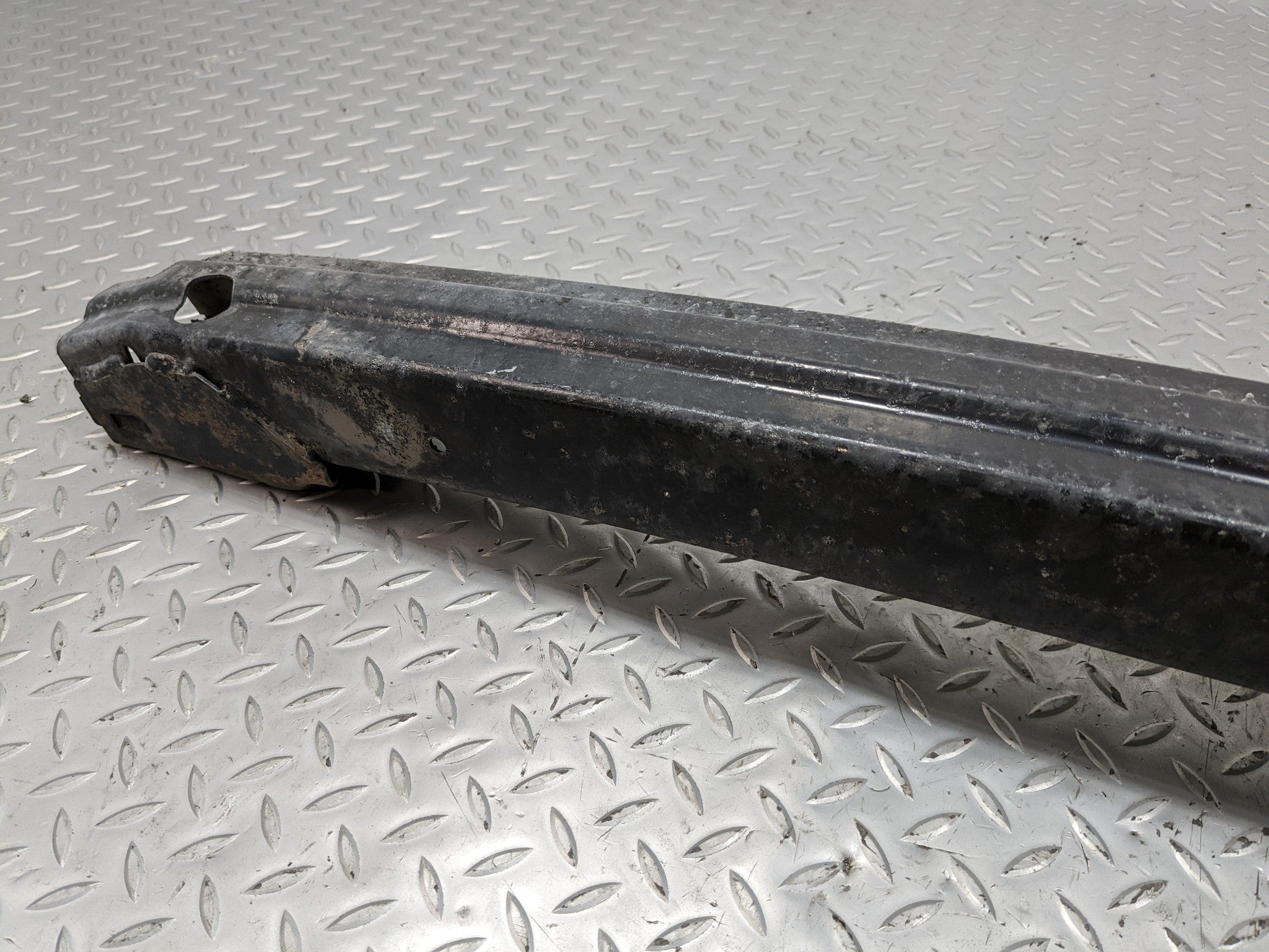 2008 - 2012 FORD ESCAPE OEM BUMPER REINFORCEMENT IMPACT BAR ASSEMBLY FRONT