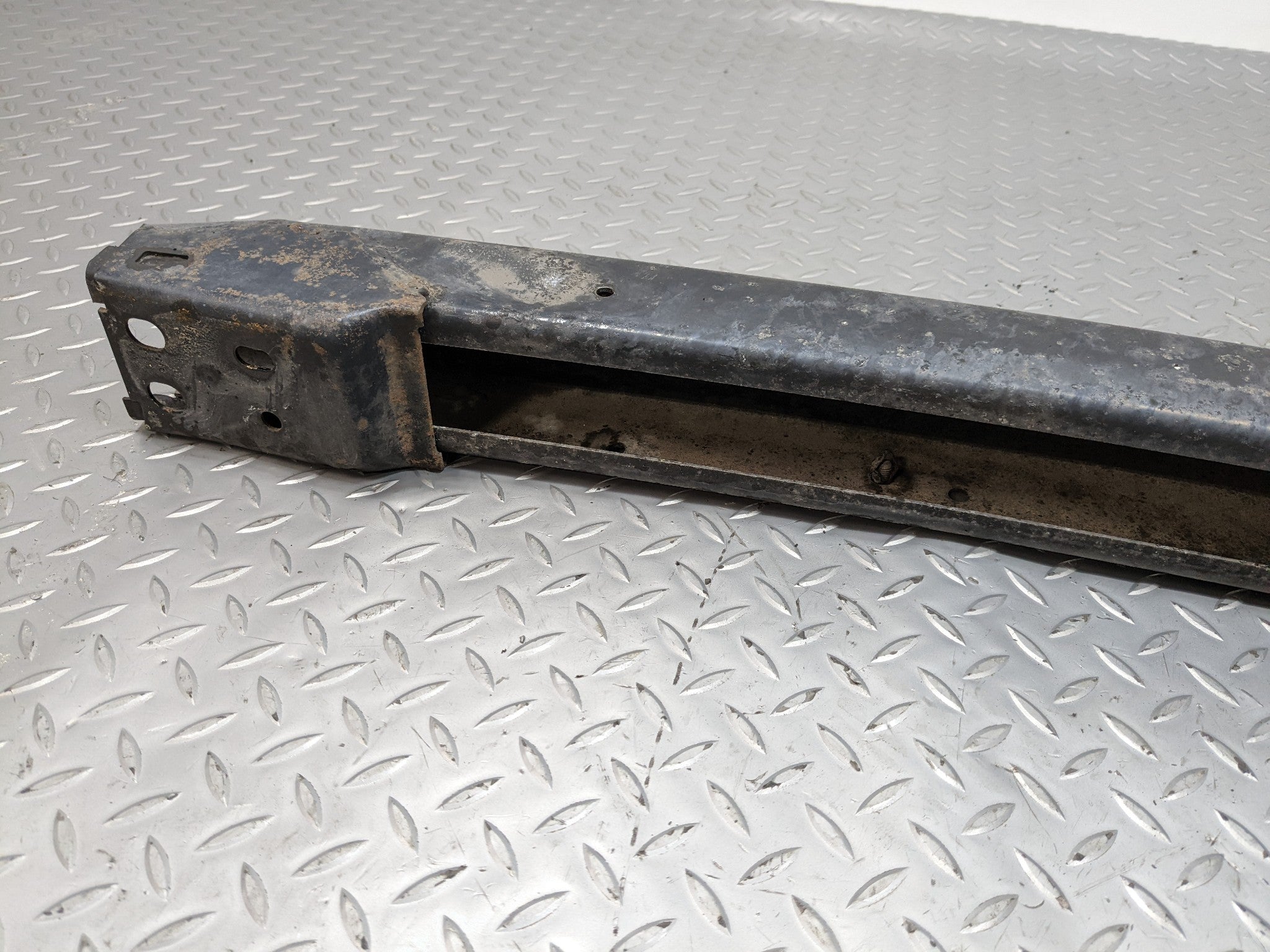2008 - 2012 FORD ESCAPE OEM BUMPER REINFORCEMENT IMPACT BAR ASSEMBLY FRONT