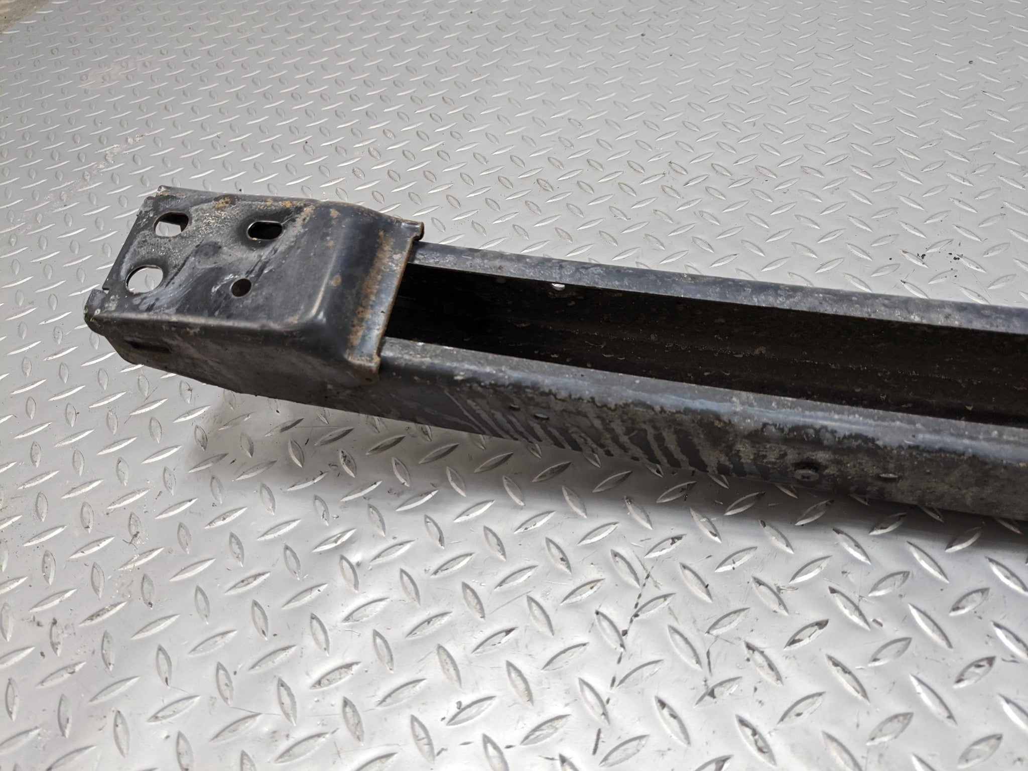 2008 - 2012 FORD ESCAPE OEM BUMPER REINFORCEMENT IMPACT BAR ASSEMBLY FRONT