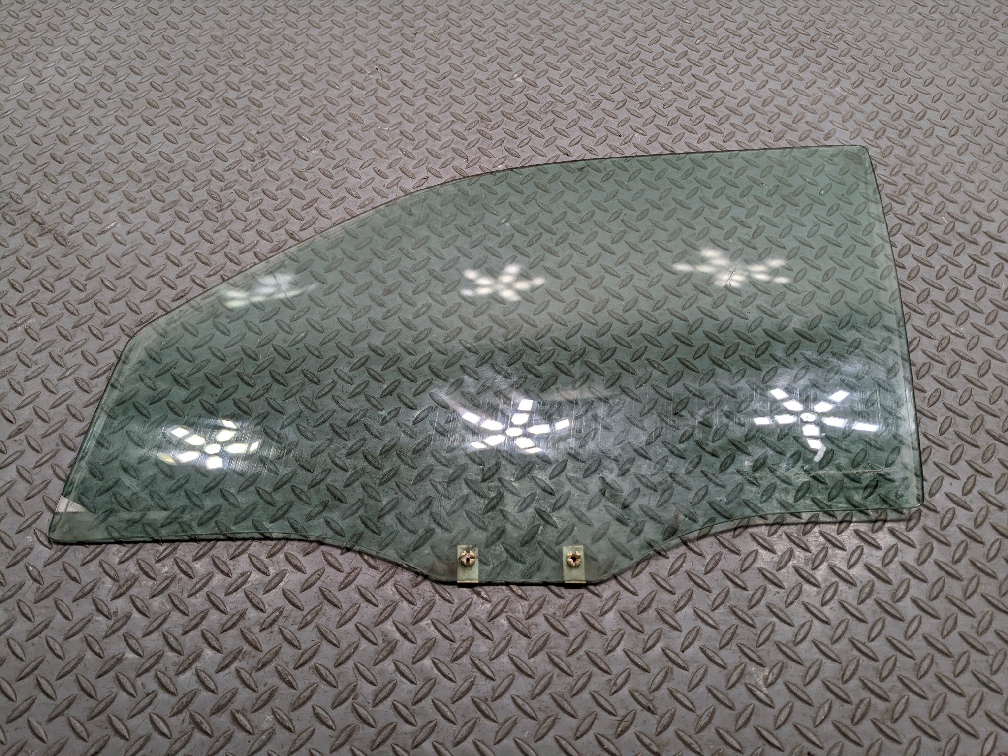2008 - 2012 FORD ESCAPE OEM DOOR WINDOW GLASS FRONT LEFT DRIVER SIDE