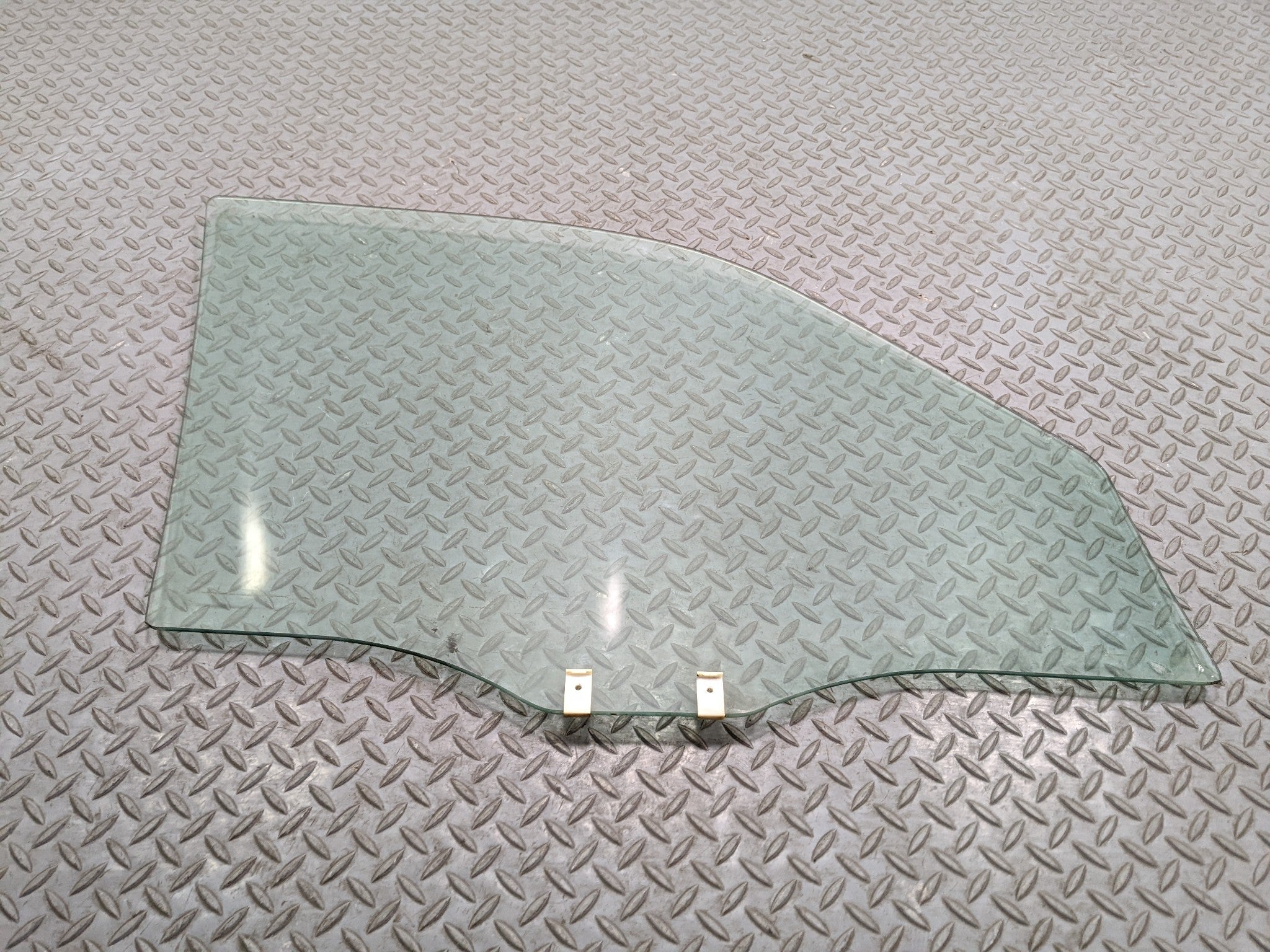 2008 - 2012 FORD ESCAPE OEM DOOR WINDOW GLASS FRONT LEFT DRIVER SIDE