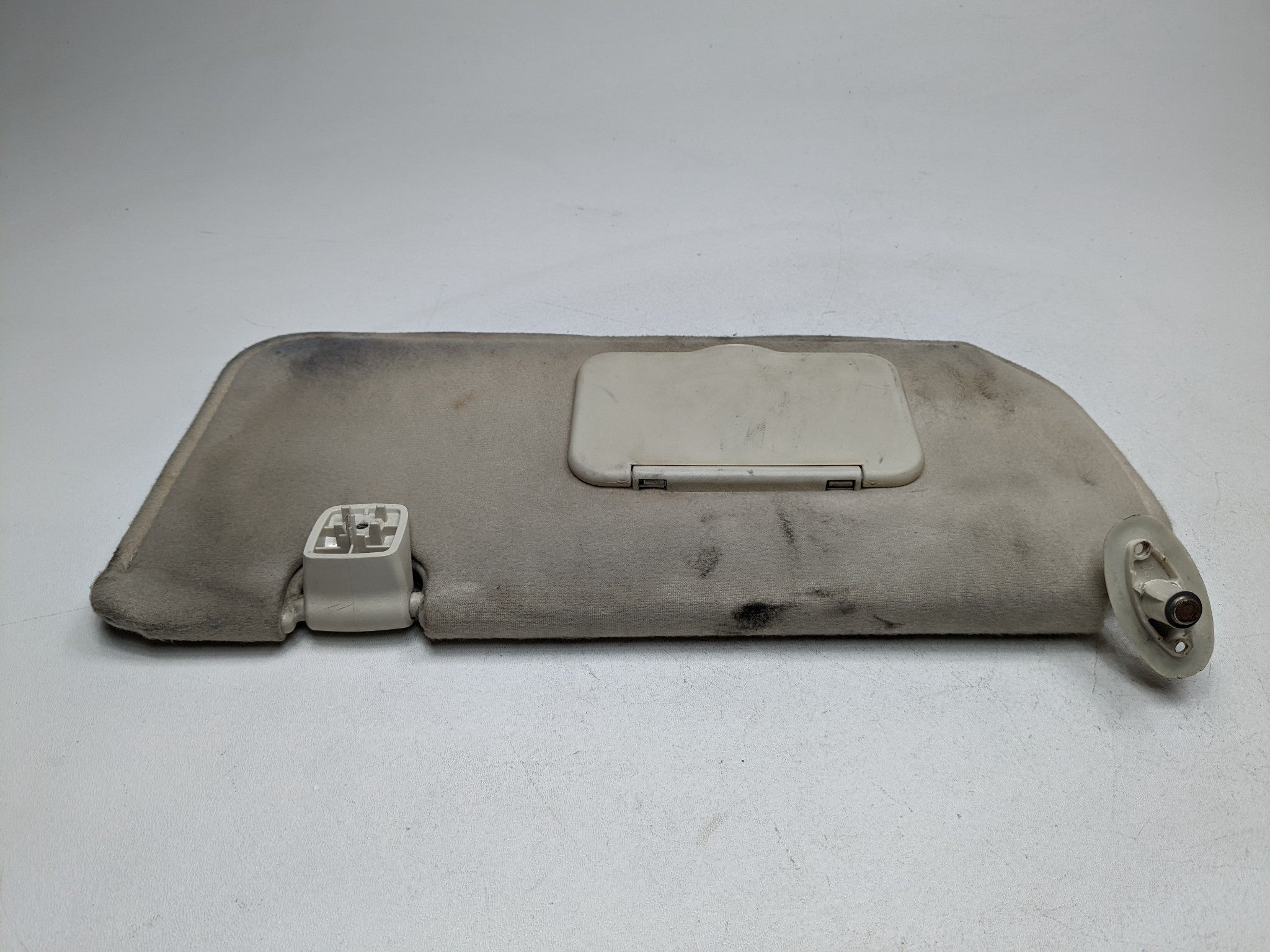 2008 - 2012 FORD ESCAPE OEM SUN VISOR UPPER ROOF FRONT LEFT DRIVER SIDE