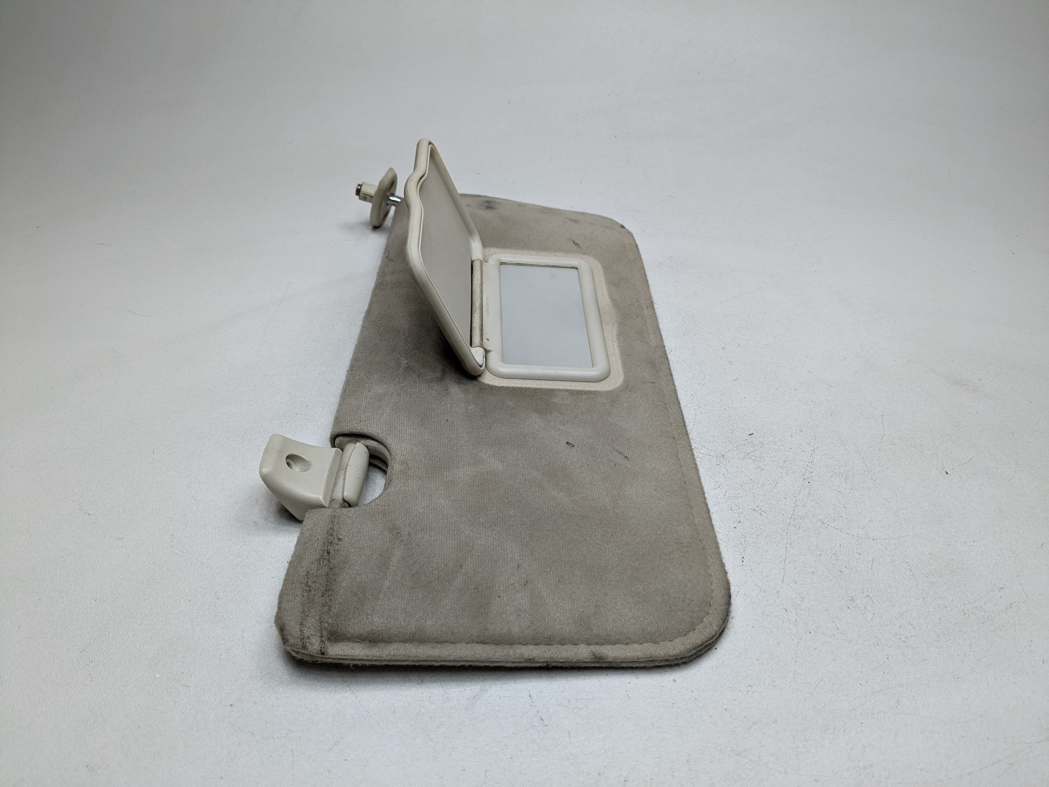 2008 - 2012 FORD ESCAPE OEM SUN VISOR UPPER ROOF FRONT RIGHT PASSENGER SIDE