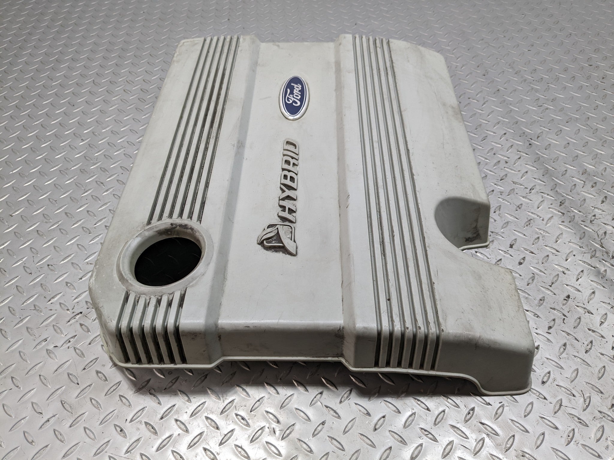 2008 - 2012 FORD ESCAPE OEM ENGINE COVER APPEARANCE TRIM PANEL GRAY
