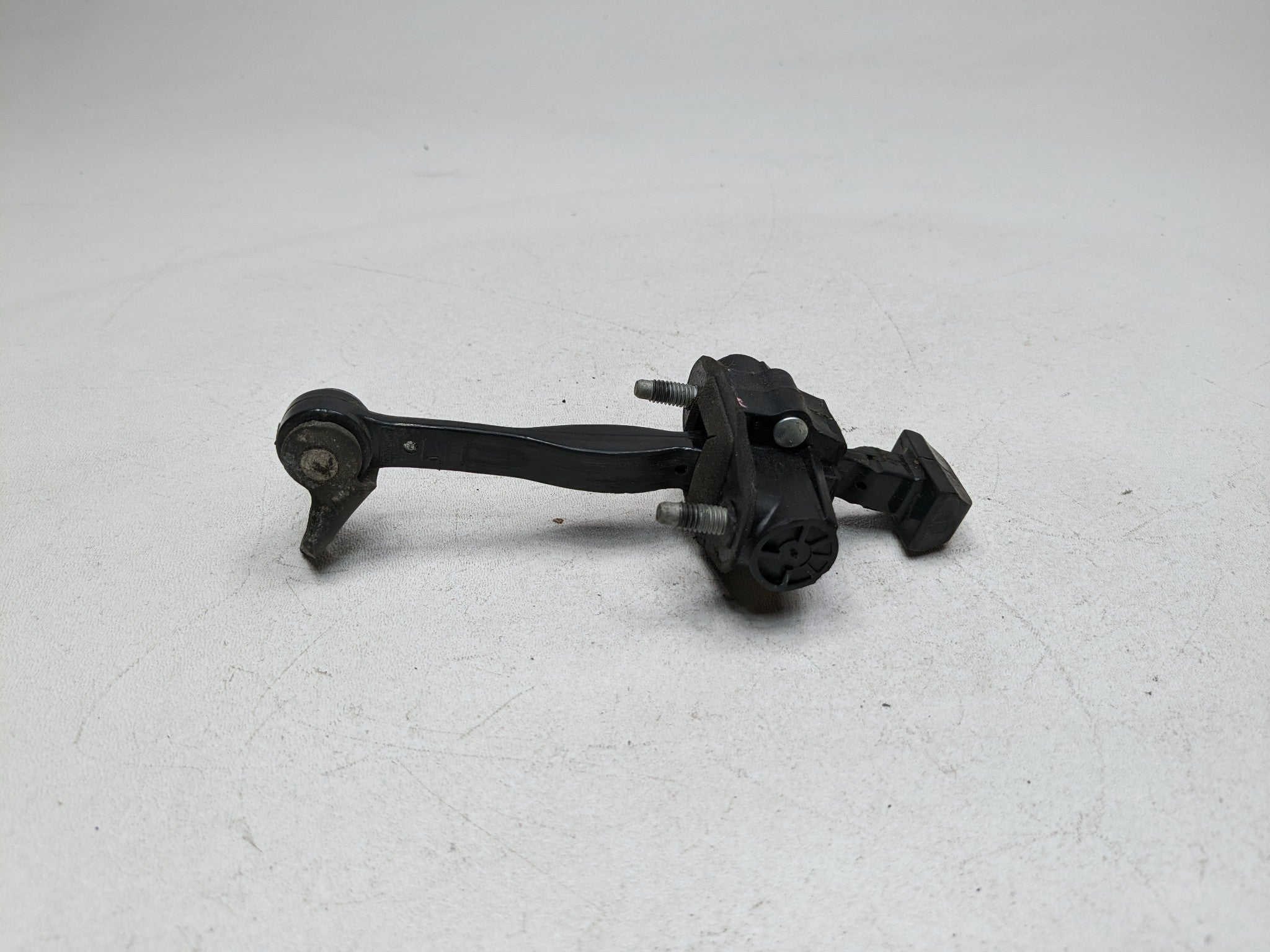 2008 - 2012 FORD ESCAPE OEM DOOR STOPPER CHECK STRAP FRONT RIGHT PASSENGER SIDE