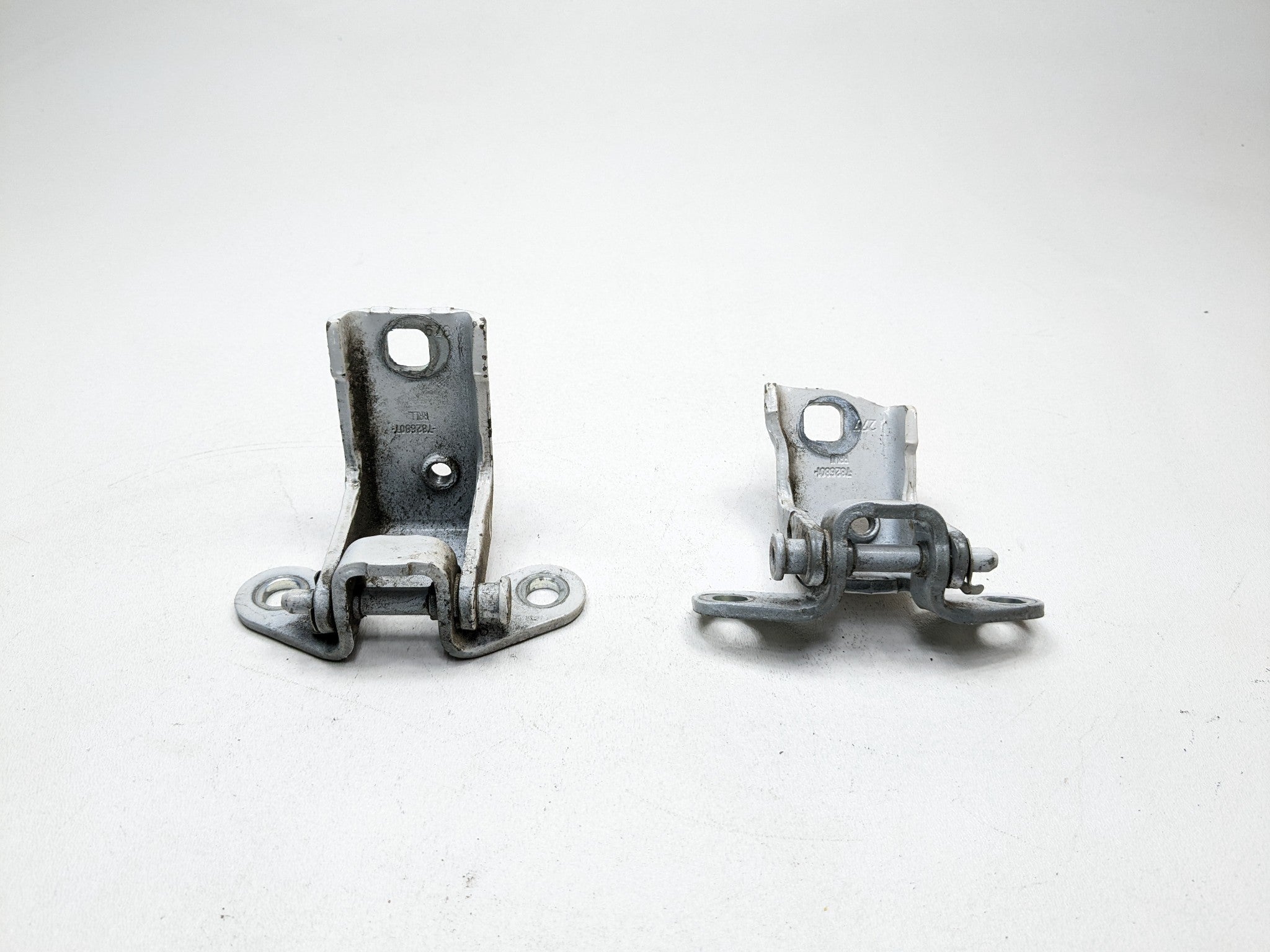 2008 - 2012 FORD ESCAPE OEM DOOR HINGE SET REAR LEFT SIDE UPPER AND LOWER