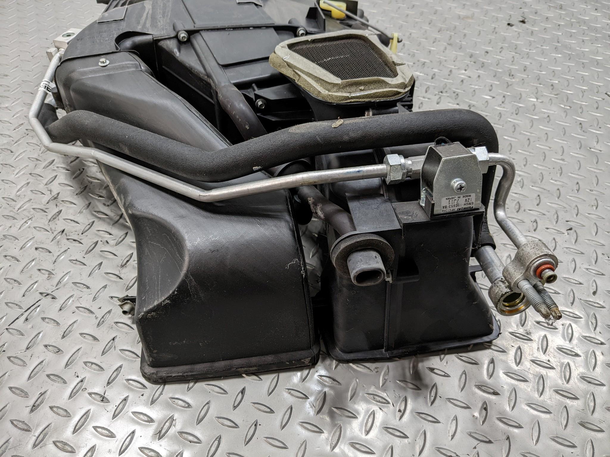2008 - 2012 FORD ESCAPE OEM REAR BATTERY COOLER ASSEMBLY