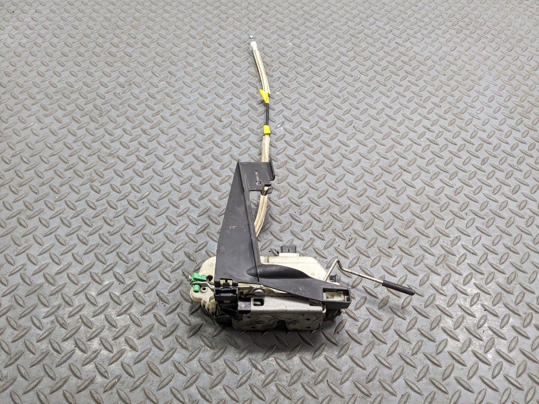 2008 - 2012 FORD ESCAPE OEM DOOR LATCH LOCK ACTUATOR REAR LEFT DRIVER SIDE