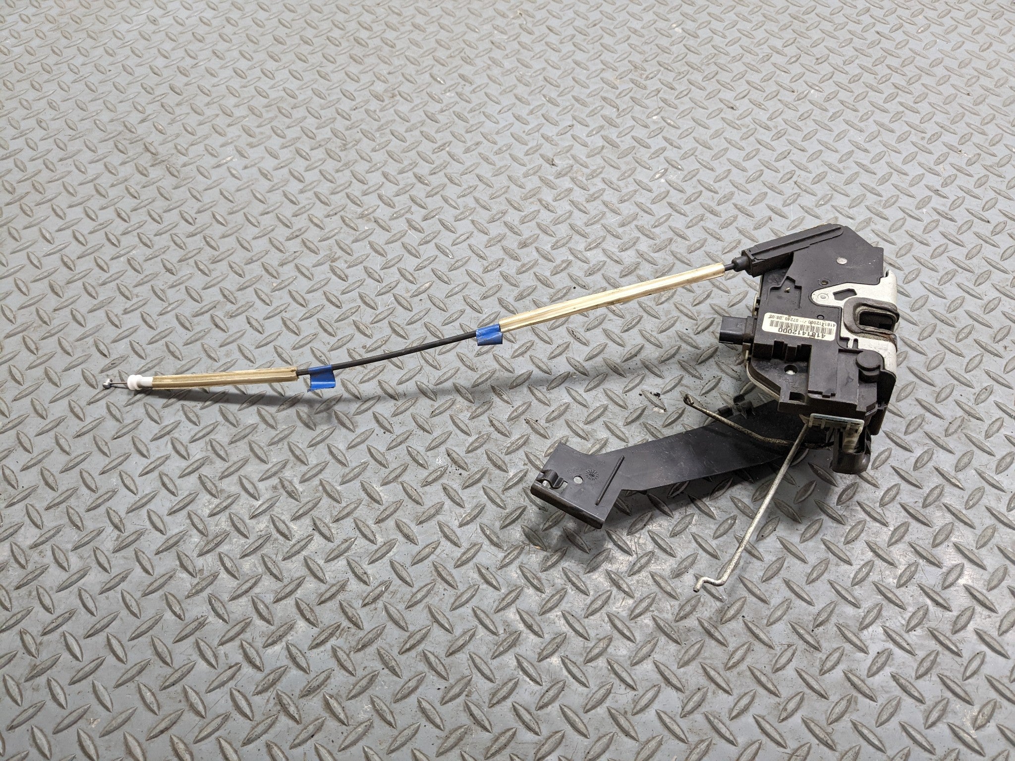 2008 - 2012 FORD ESCAPE OEM DOOR LATCH LOCK ACTUATOR FRONT LEFT DRIVER SIDE