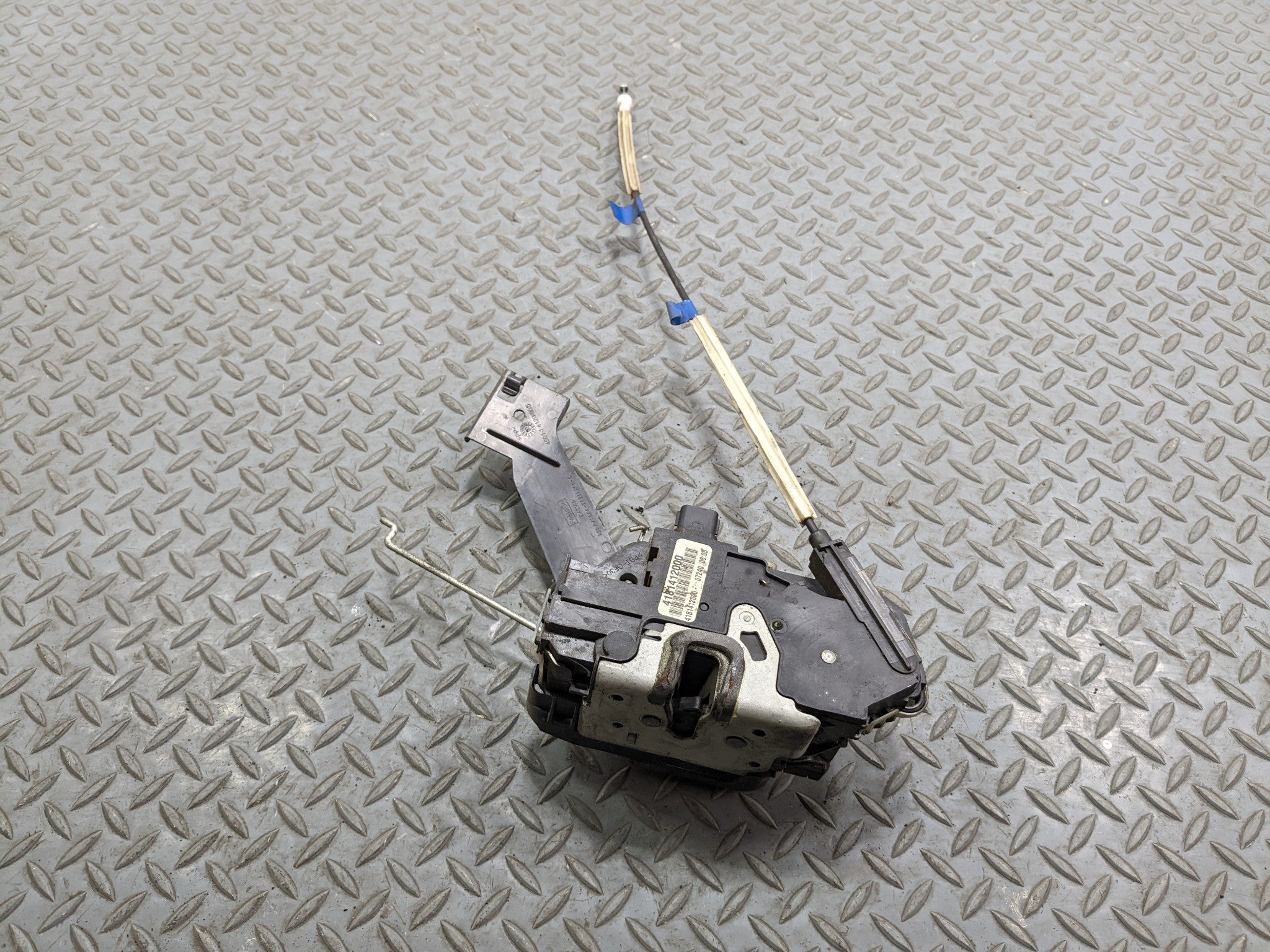 2008 - 2012 FORD ESCAPE OEM DOOR LATCH LOCK ACTUATOR FRONT LEFT DRIVER SIDE