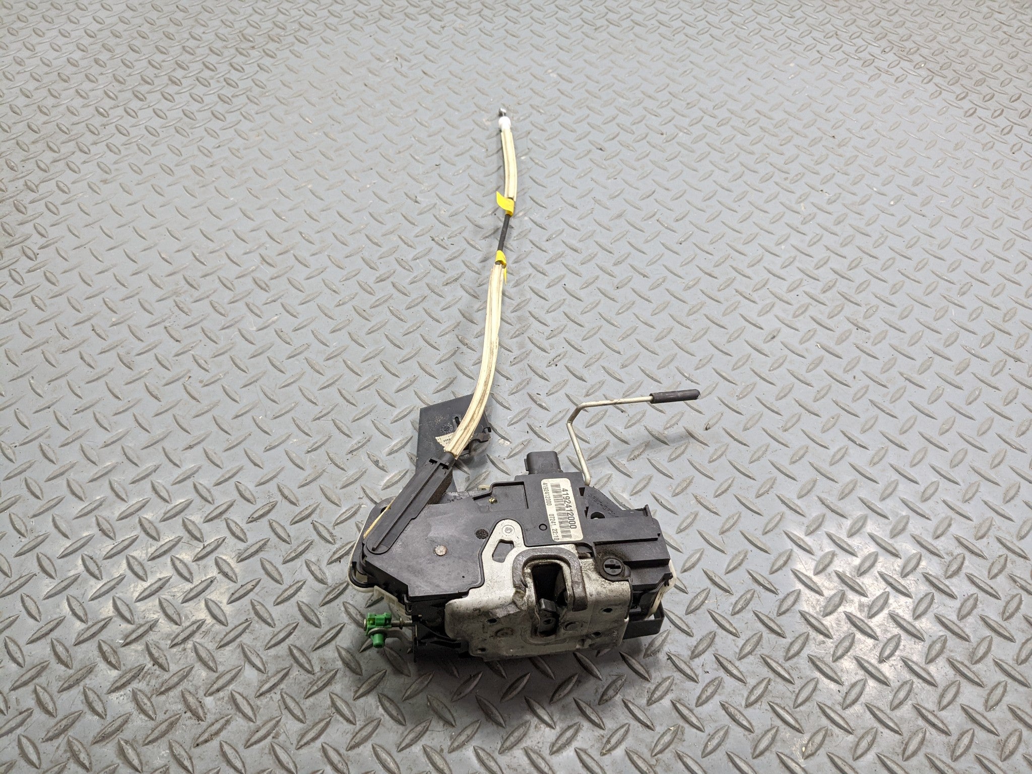 2008 - 2012 FORD ESCAPE OEM DOOR LATCH LOCK ACTUATOR REAR RIGHT PASSENGER SIDE